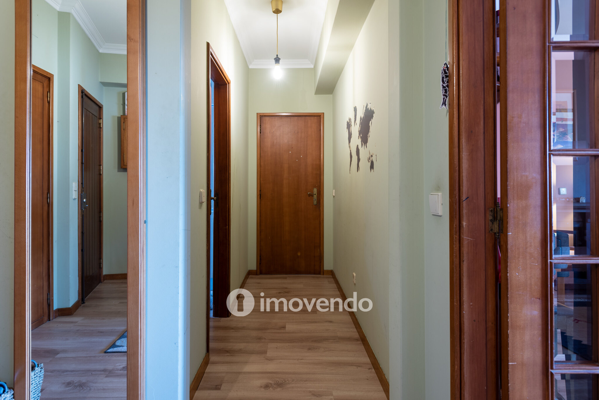 Apartamento T4 Duplex, com estacionamento, na Póvoa de Varzim