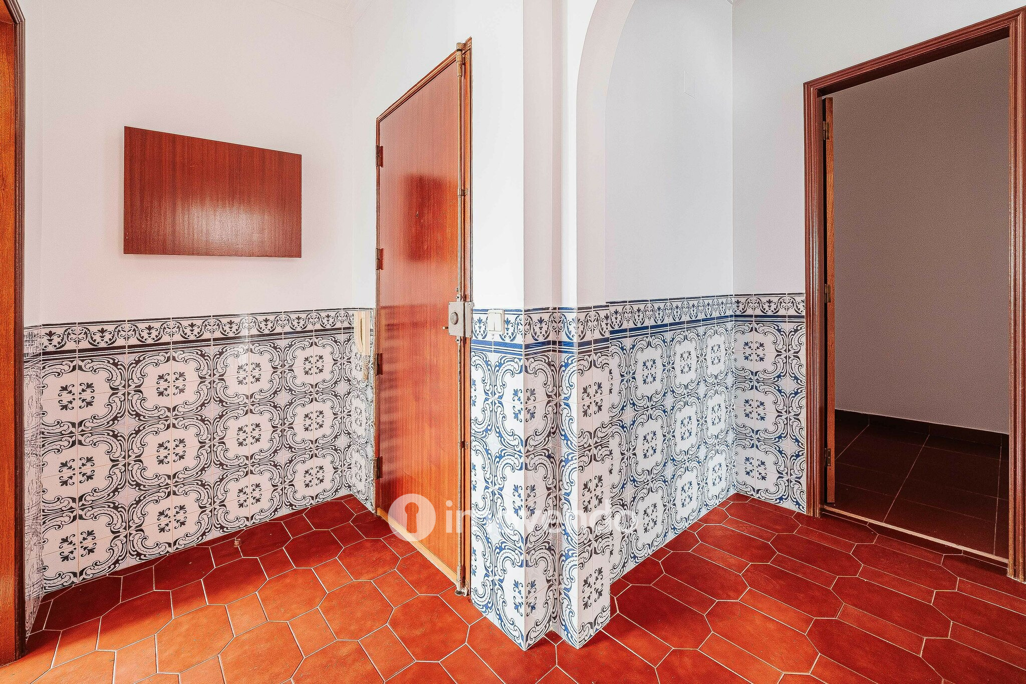 Apartamento T3 pronto a habitar, com áreas amplas, no centro de Mafra