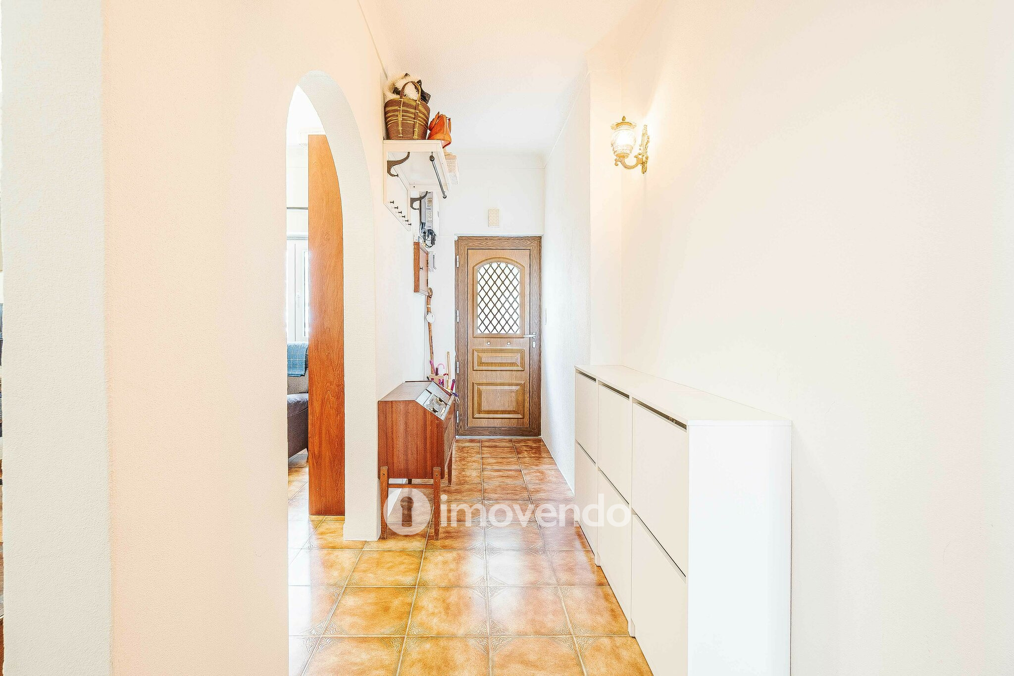 Moradia isolada T4, com jardim, em Agualva, Cacém
