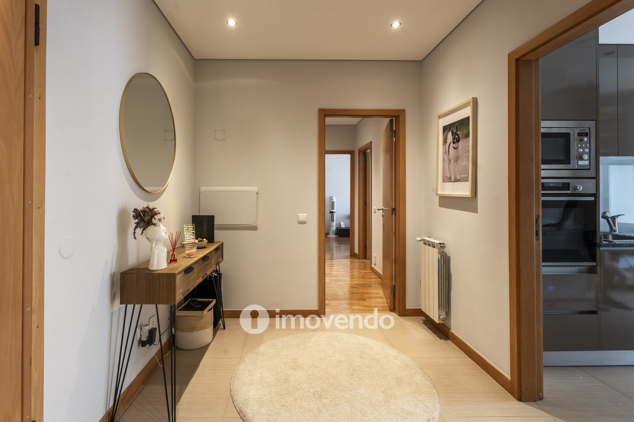 Apartamento T2 com estacionamento e terraço, em Rio Tinto