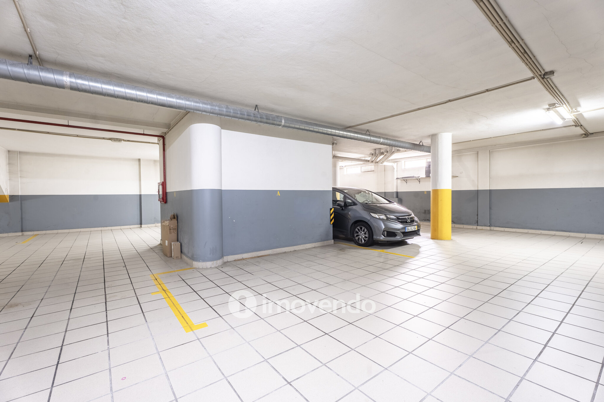 Apartamento T2 com estacionamento e terraço, em Rio Tinto