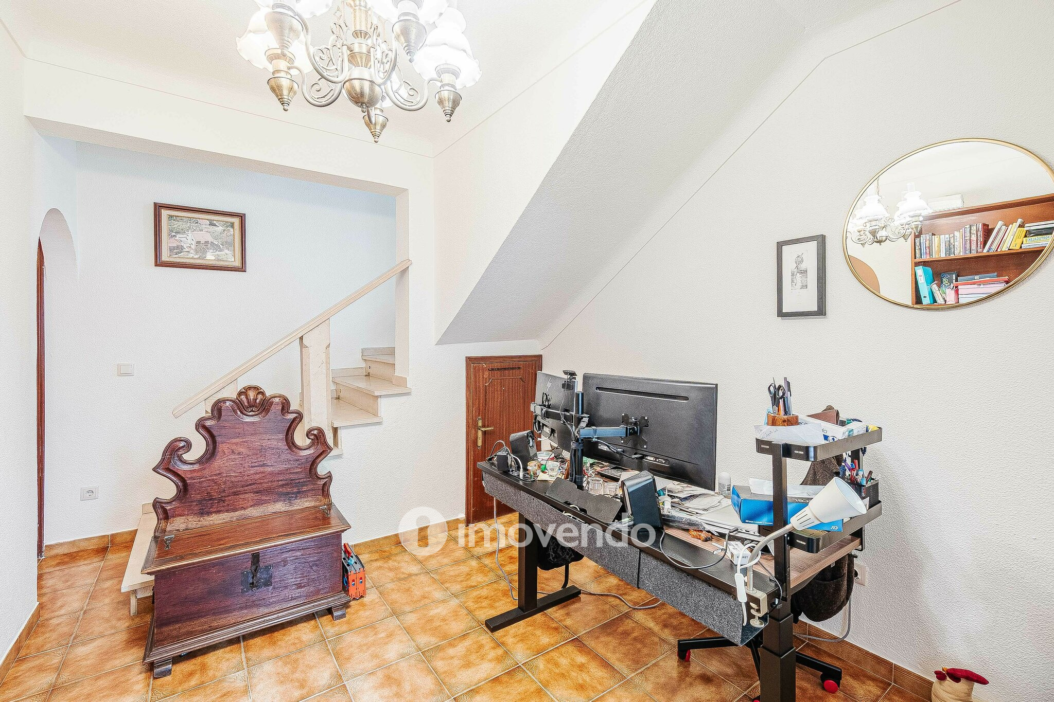 Moradia isolada T4, com jardim, em Agualva, Cacém
