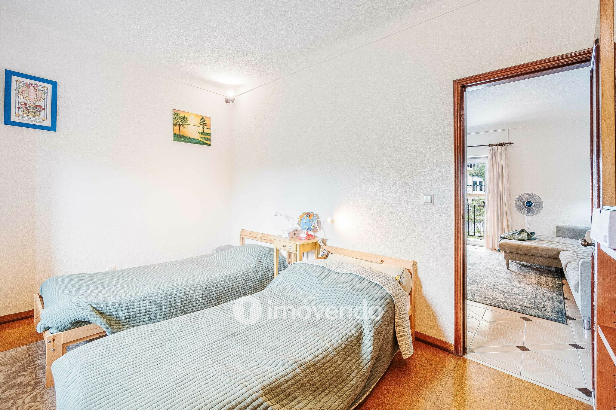 Moradia isolada T4, com jardim, em Agualva, Cacém