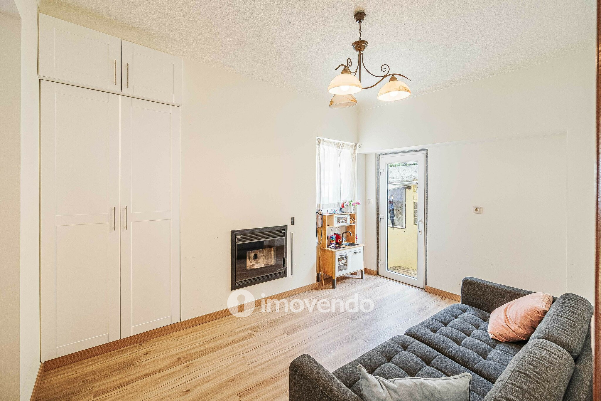 Moradia isolada T4, com jardim, em Agualva, Cacém