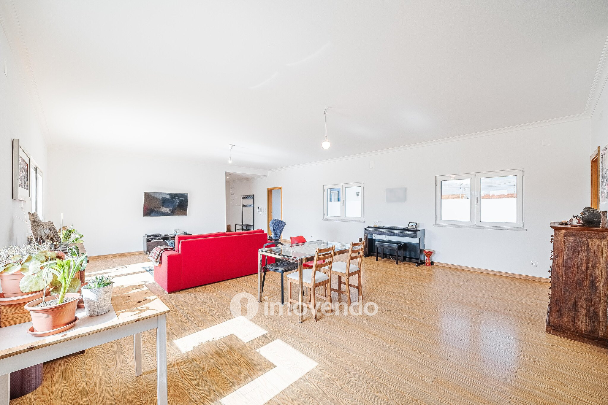 Moradia T4 incrível, com terreno de 4.200m², no Rebocho, Coruche