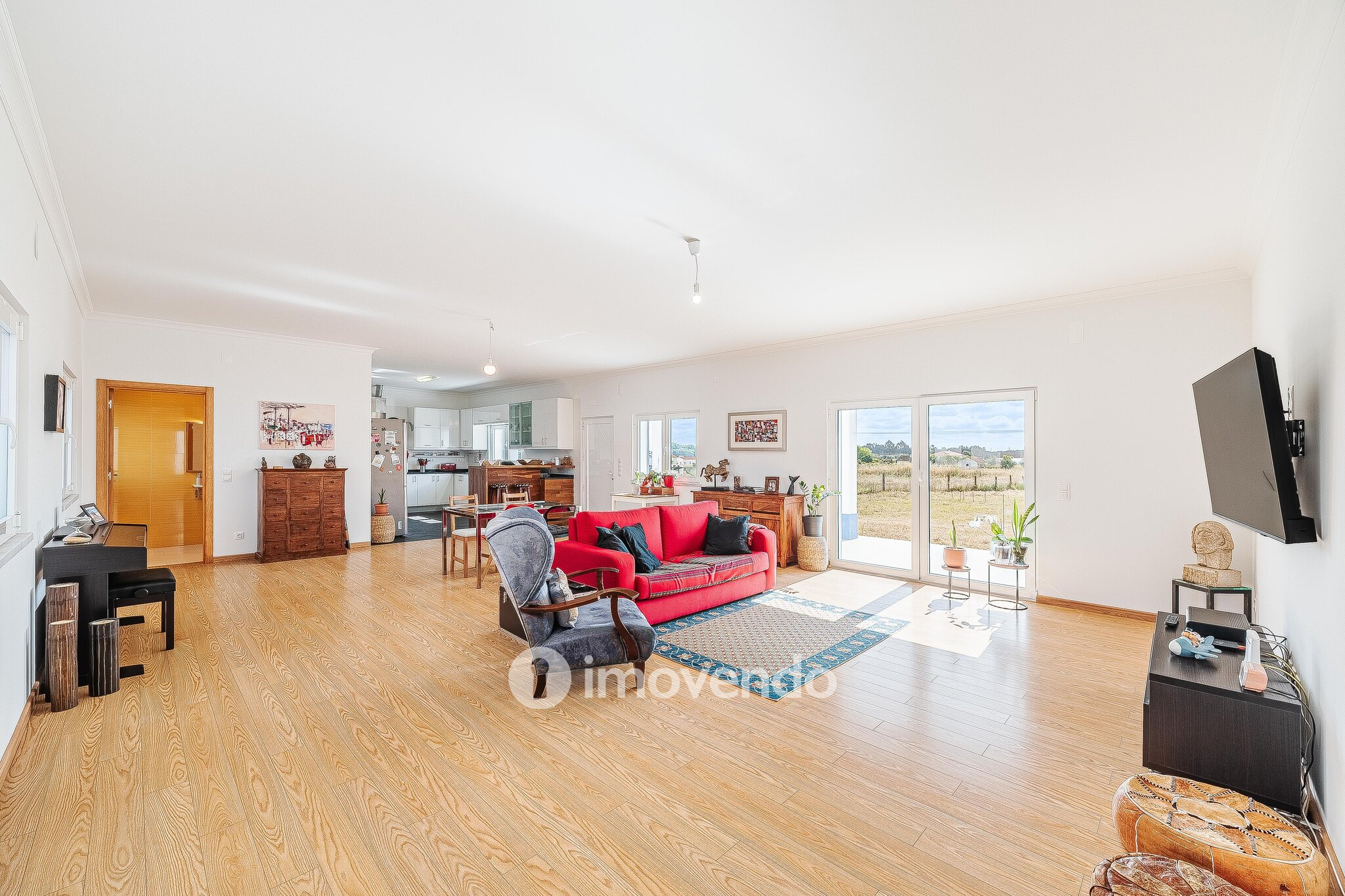 Moradia T4 incrível, com terreno de 4.200m², no Rebocho, Coruche