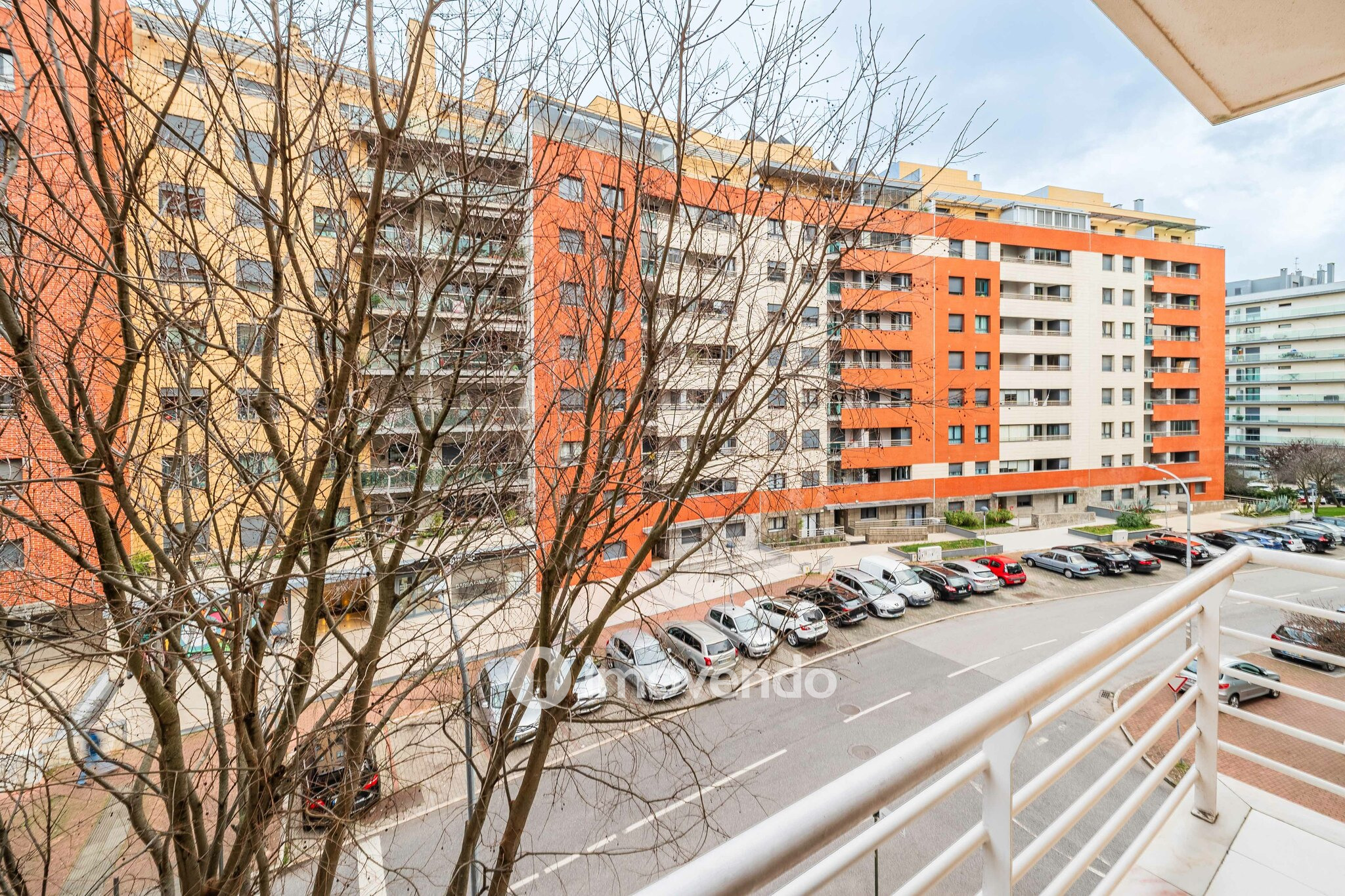 Apartamento T3 exclusivo, com garagem,  nas Colinas do Cruzeiro