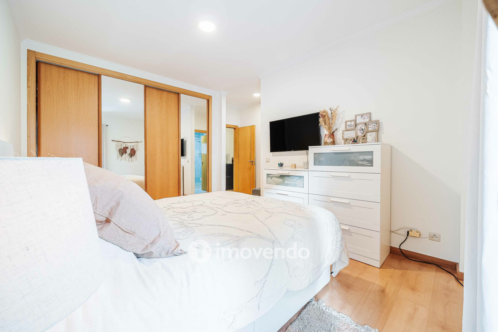 Apartamento T3 exclusivo, com garagem,  nas Colinas do Cruzeiro