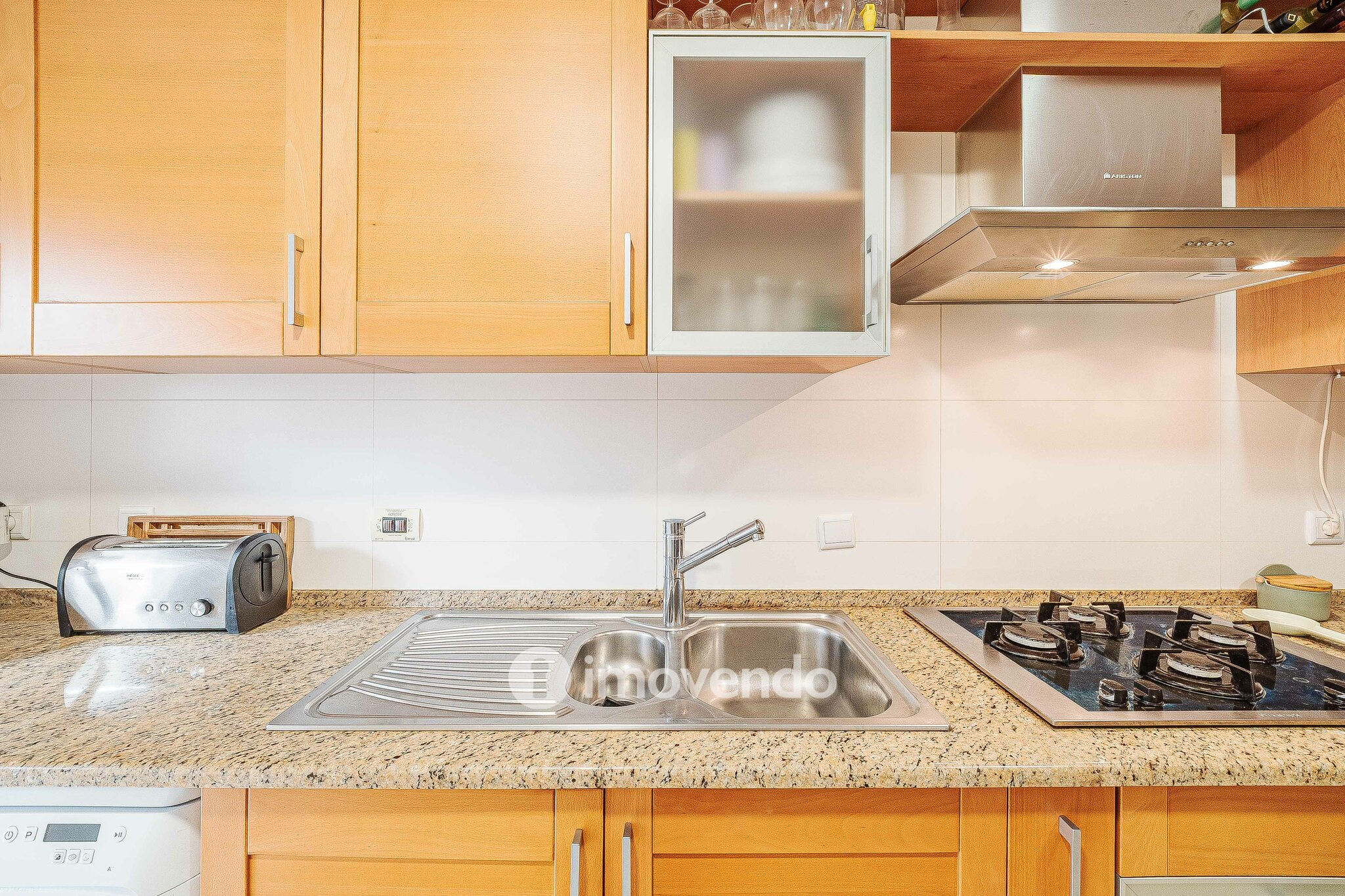 Apartamento T3 exclusivo, com garagem,  nas Colinas do Cruzeiro