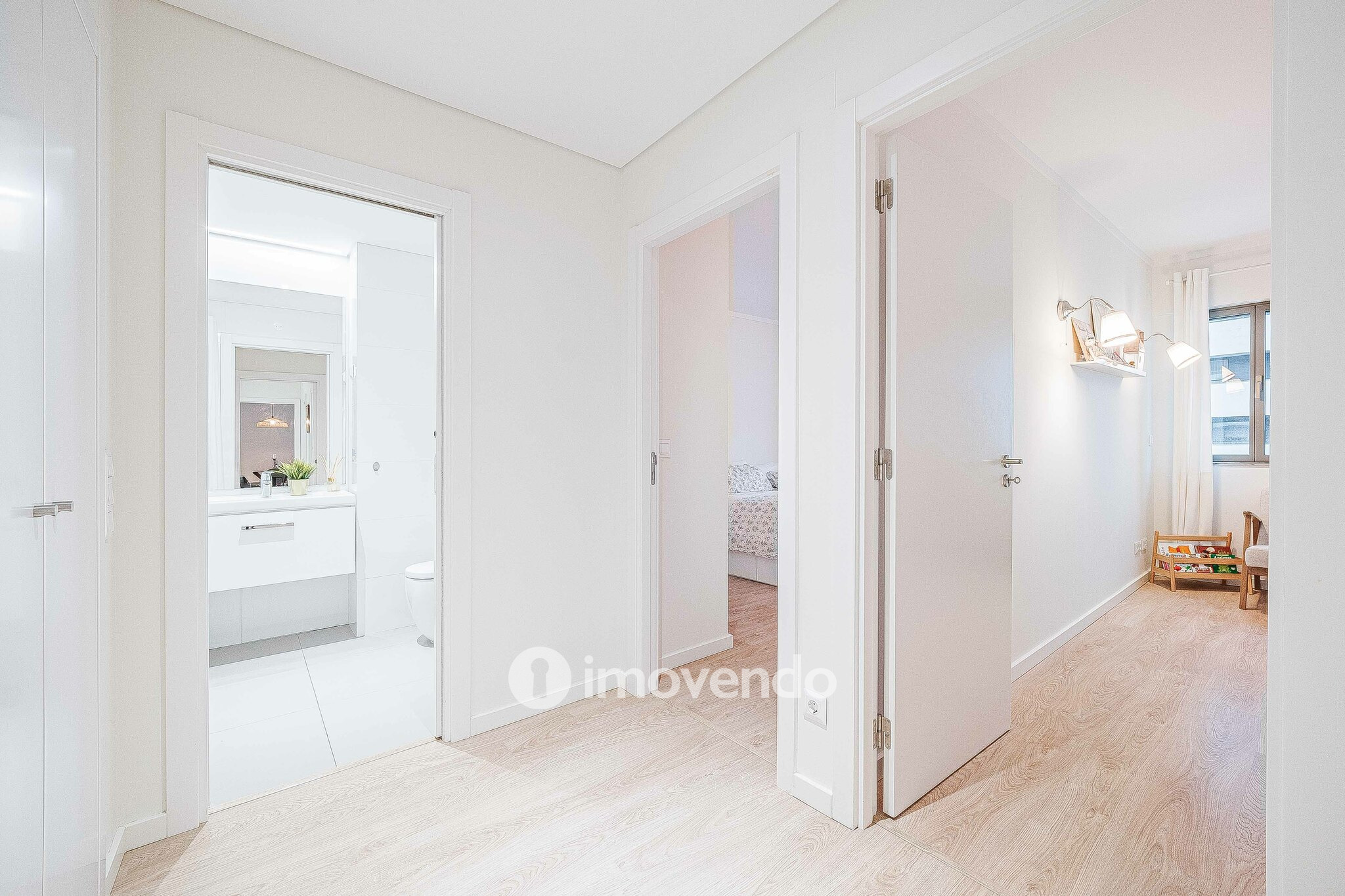 Apartamento T2 moderno, com estacionamento, na Alta de Lisboa