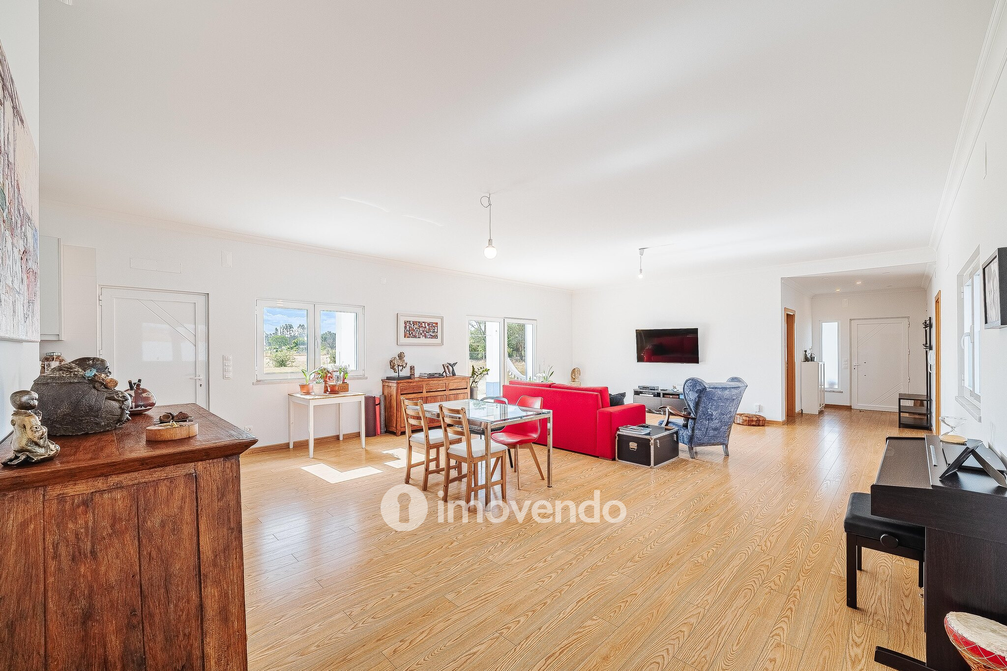 Moradia T4 incrível, com terreno de 4.200m², no Rebocho, Coruche