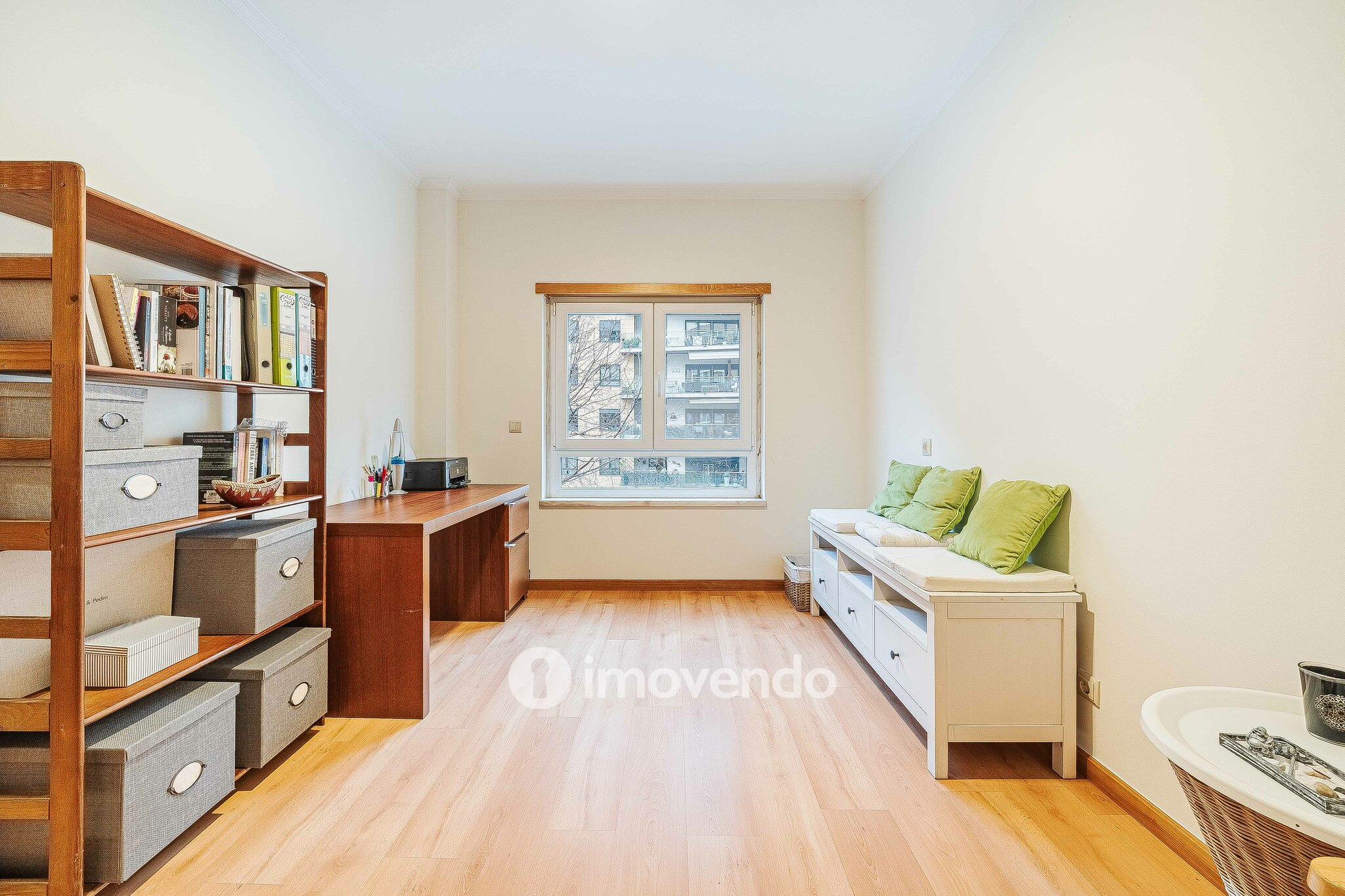 Apartamento T3 exclusivo, com garagem,  nas Colinas do Cruzeiro