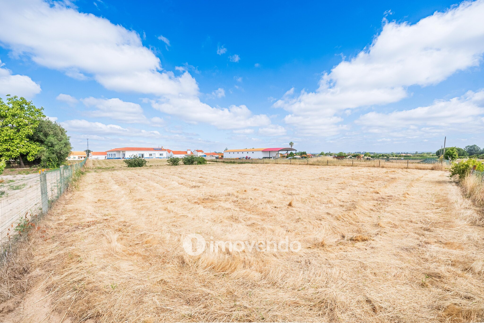 Moradia T4 incrível, com terreno de 4.200m², no Rebocho, Coruche