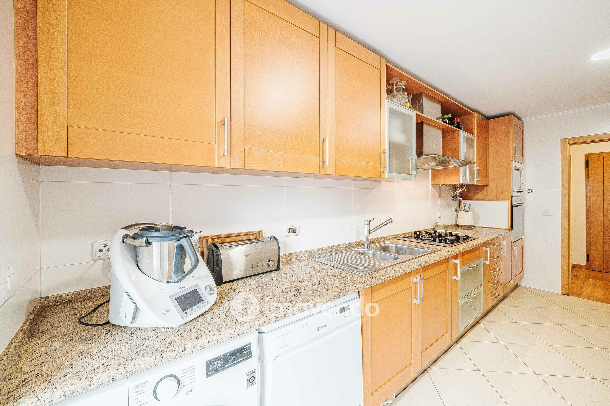 Apartamento T3 exclusivo, com garagem,  nas Colinas do Cruzeiro