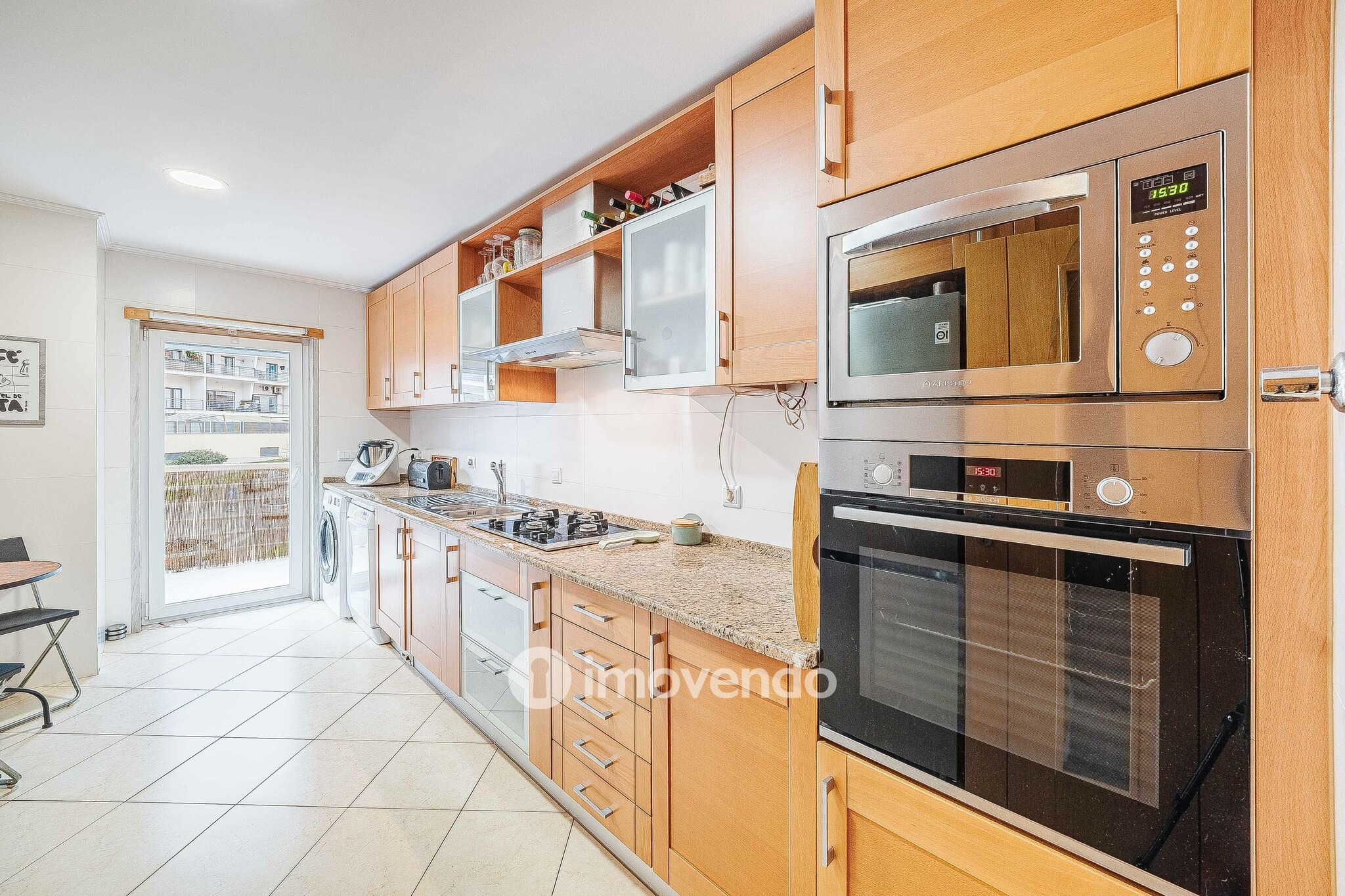 Apartamento T3 exclusivo, com garagem,  nas Colinas do Cruzeiro