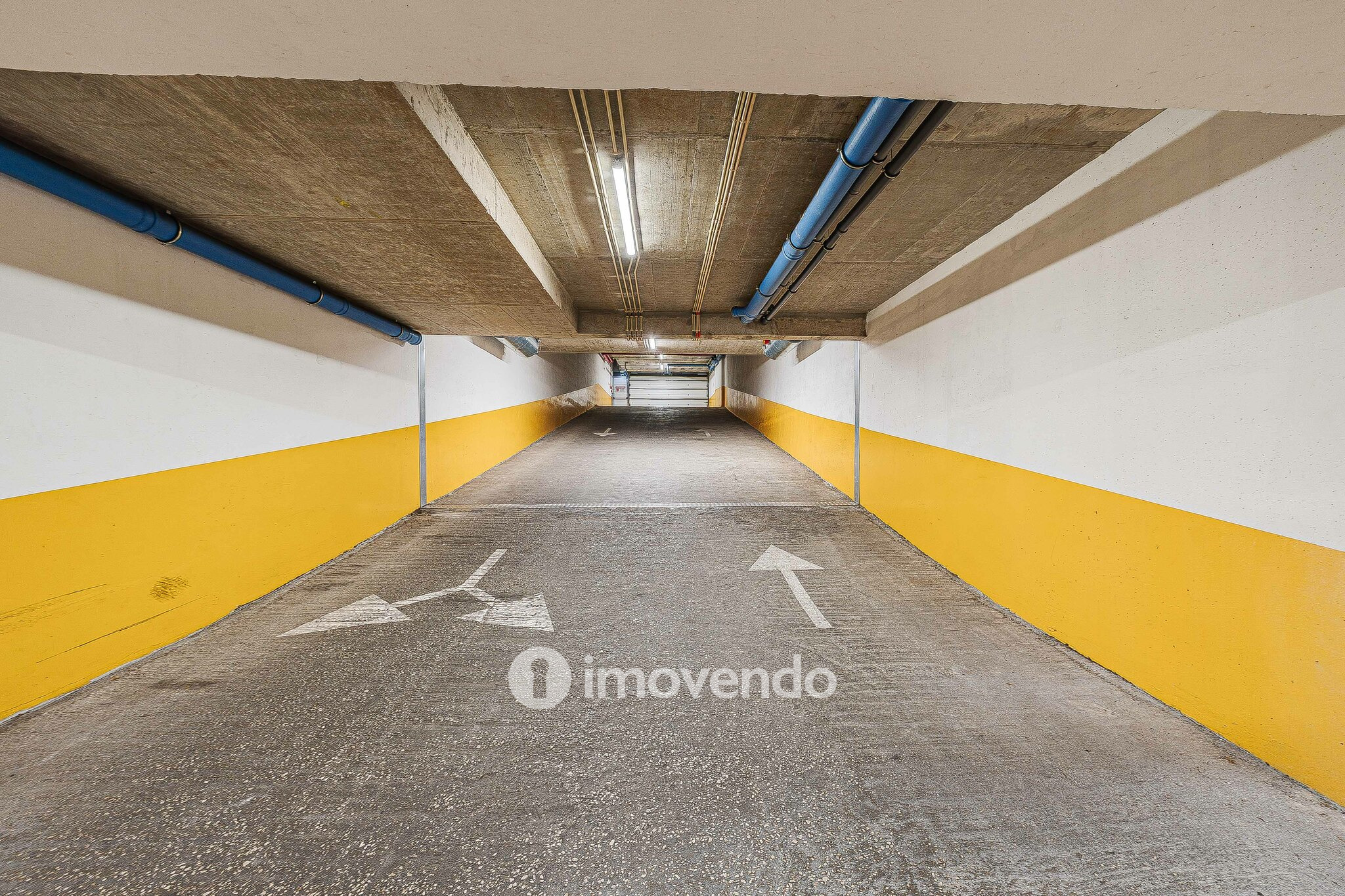 Apartamento T2 moderno, com estacionamento, na Alta de Lisboa