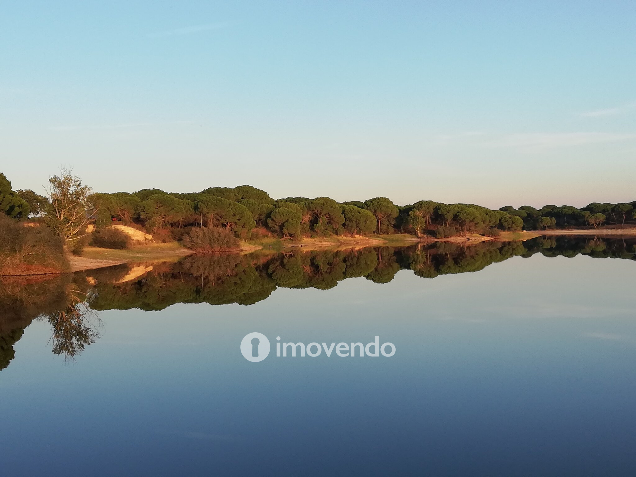 Moradia T4 incrível, com terreno de 4.200m², no Rebocho, Coruche
