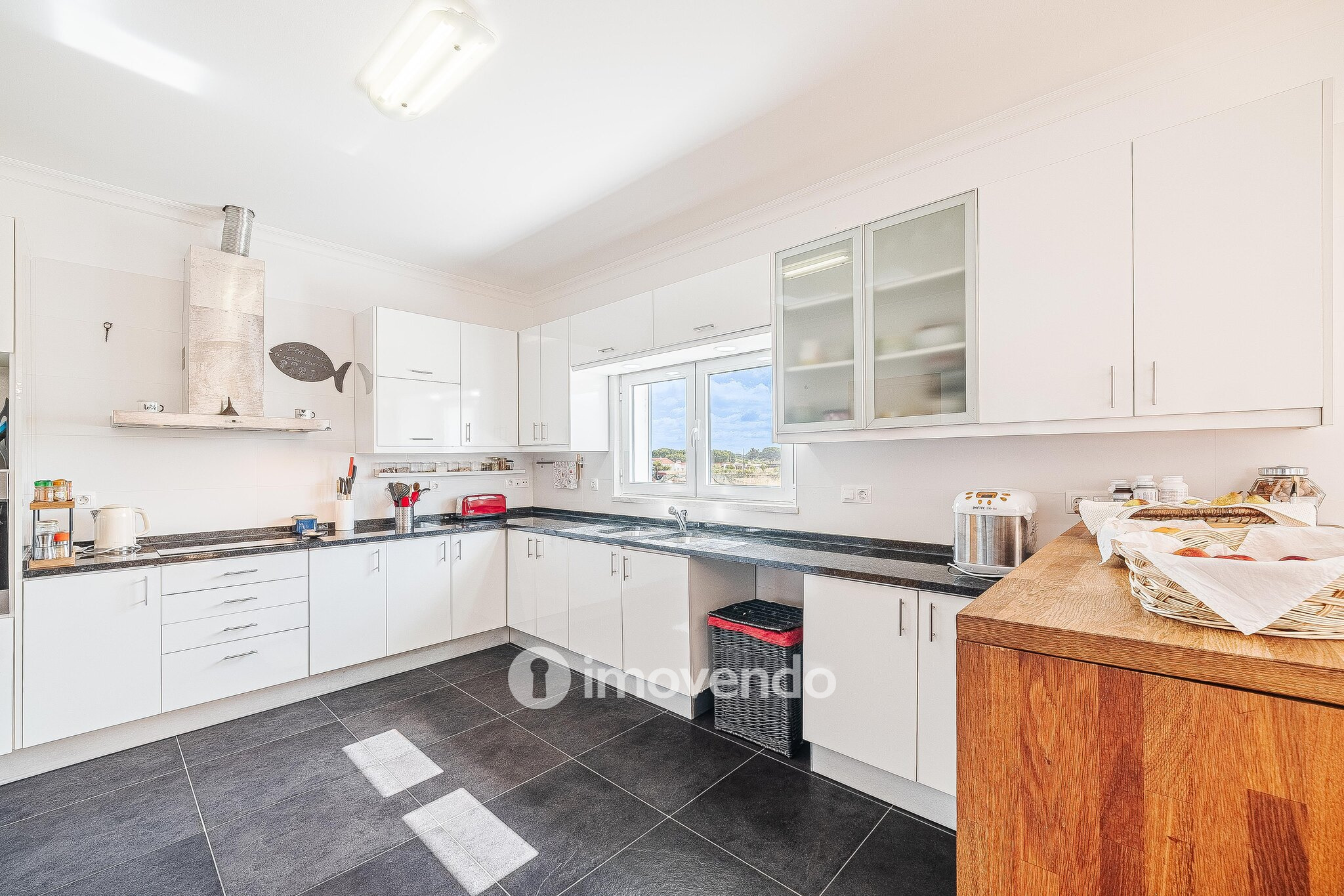 Moradia T4 incrível, com terreno de 4.200m², no Rebocho, Coruche
