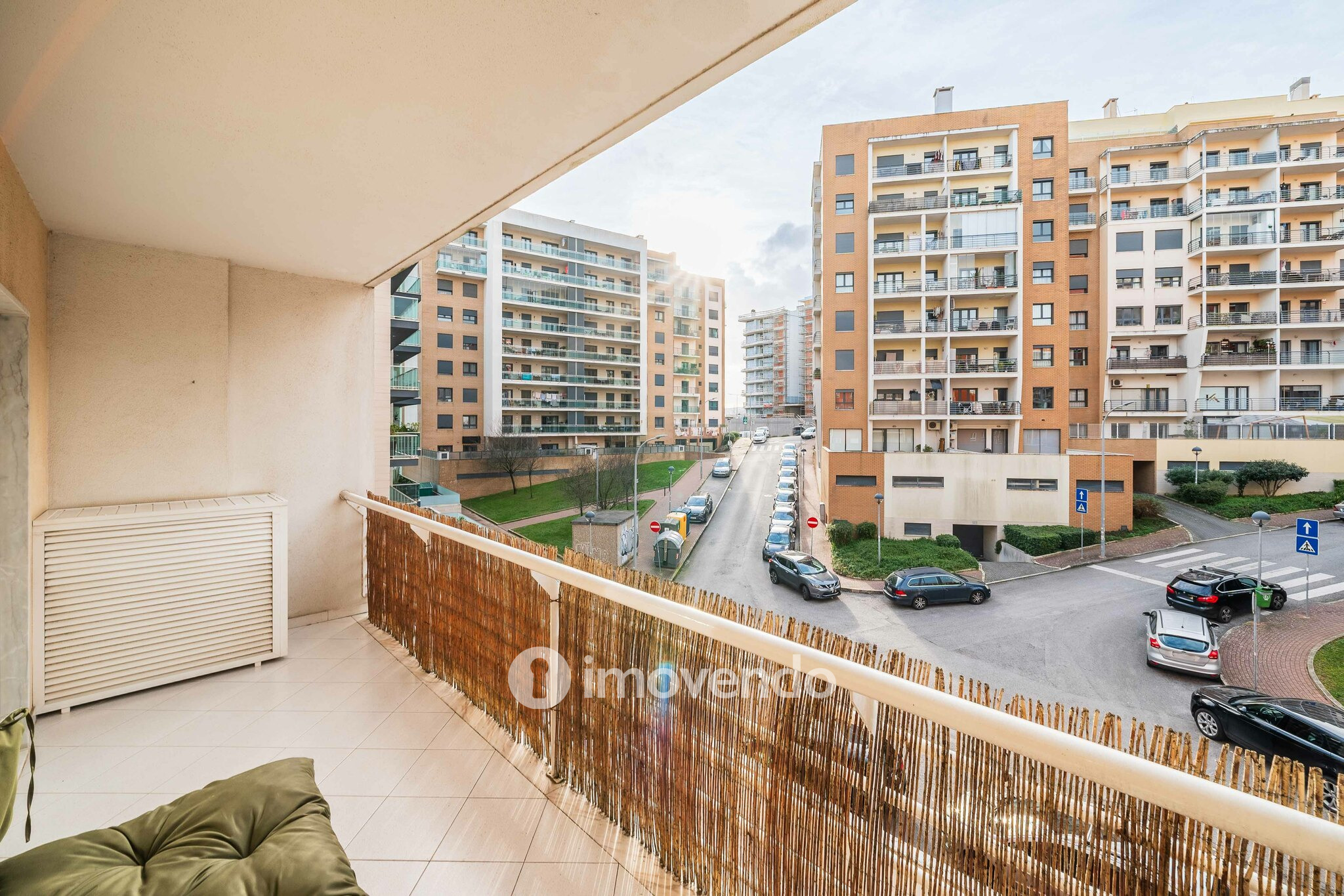 Apartamento T3 exclusivo, com garagem,  nas Colinas do Cruzeiro