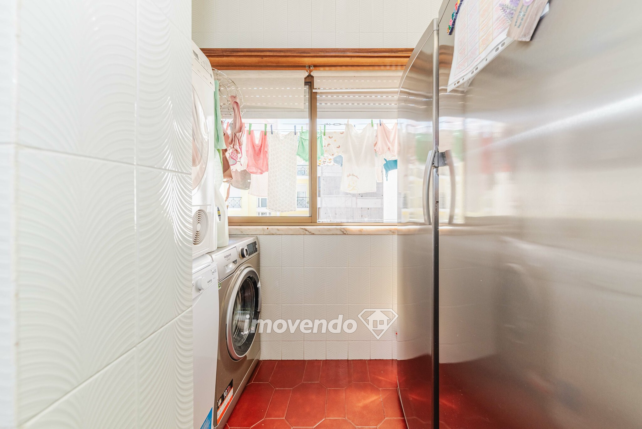Apartamento T2 com garagem e perto da praia, em São Domingos de Rana