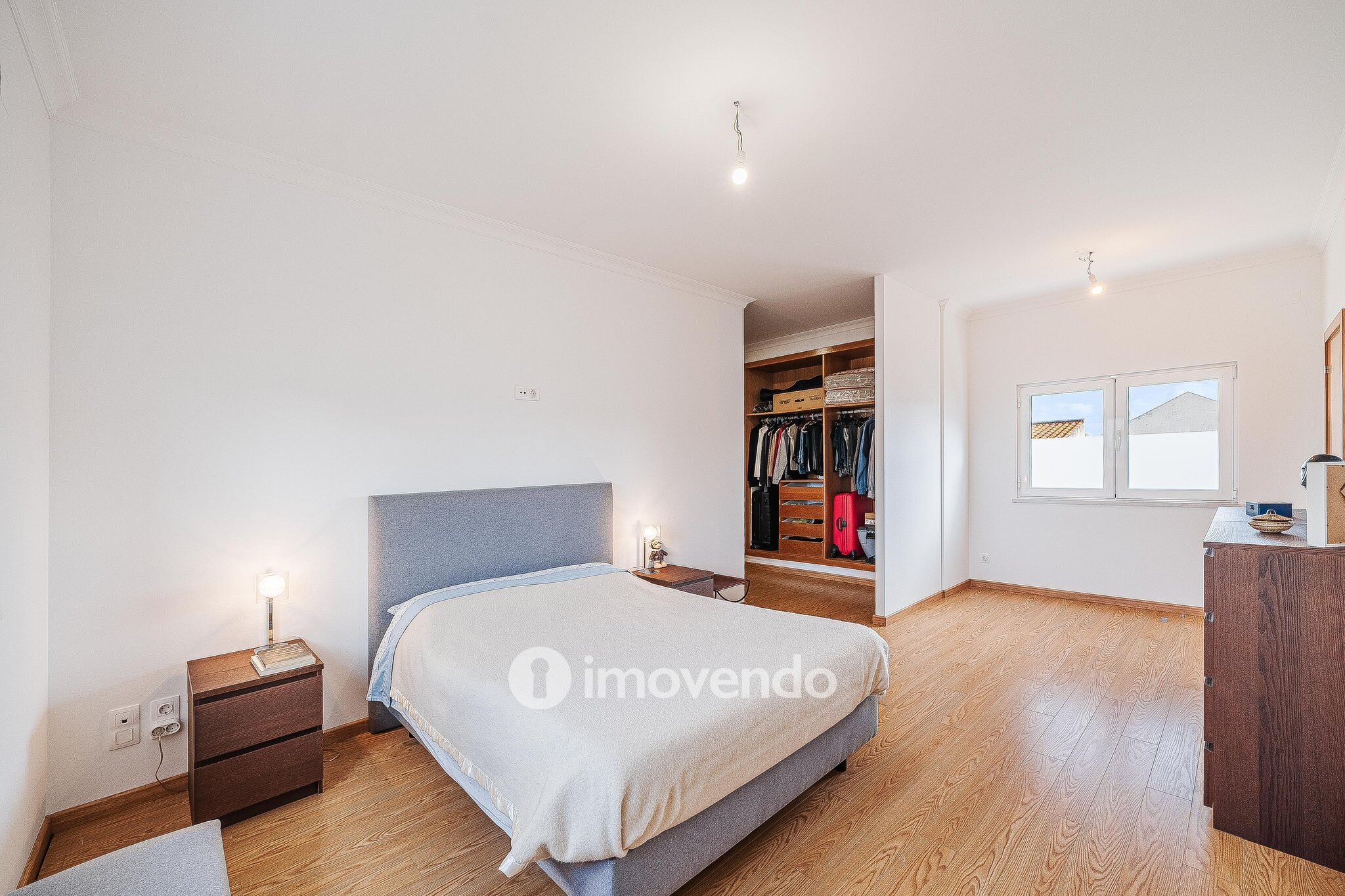 Moradia T4 incrível, com terreno de 4.200m², no Rebocho, Coruche