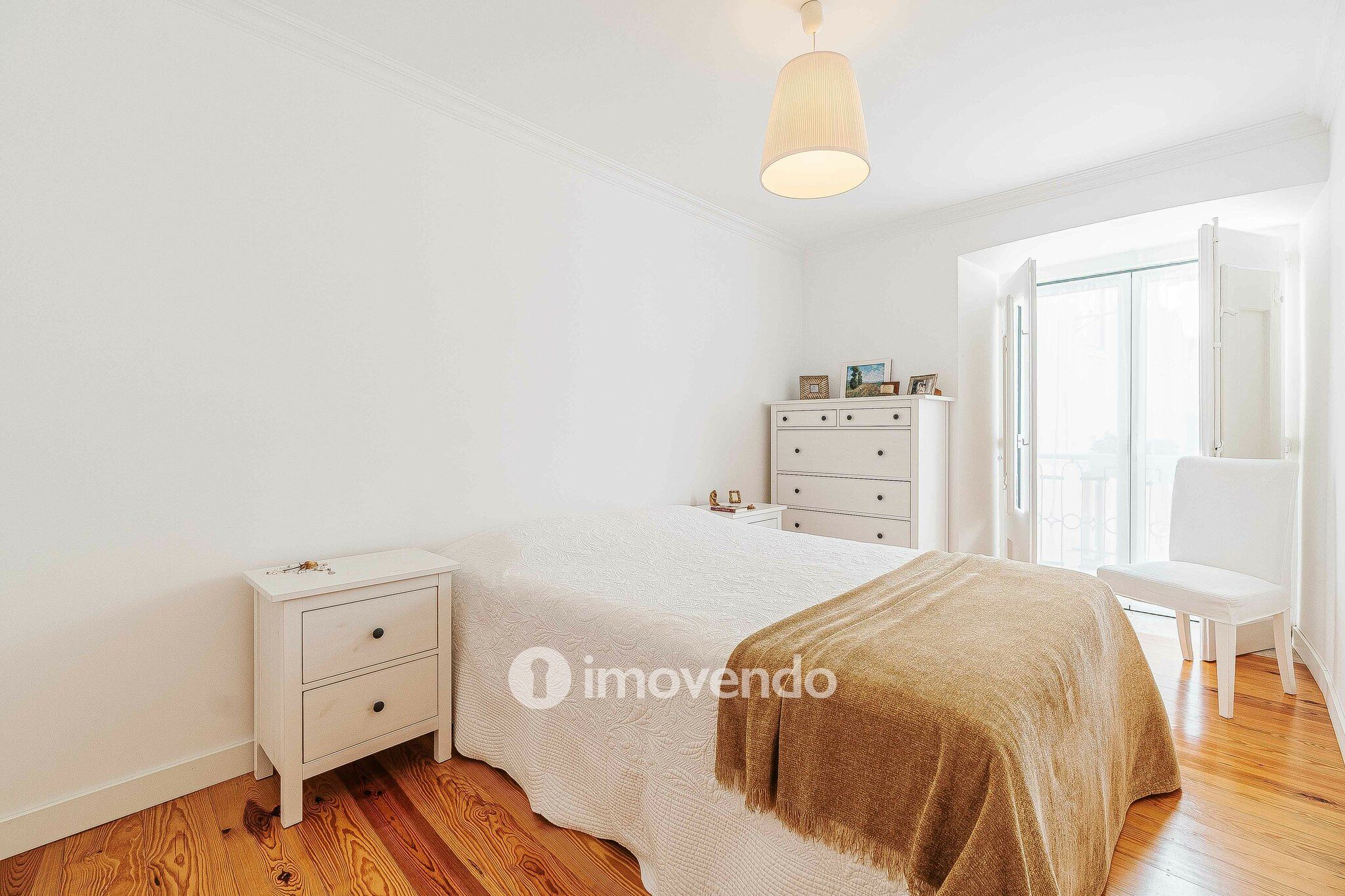 Apartamento T2 remodelado, no coração de Lisboa, em Alfama