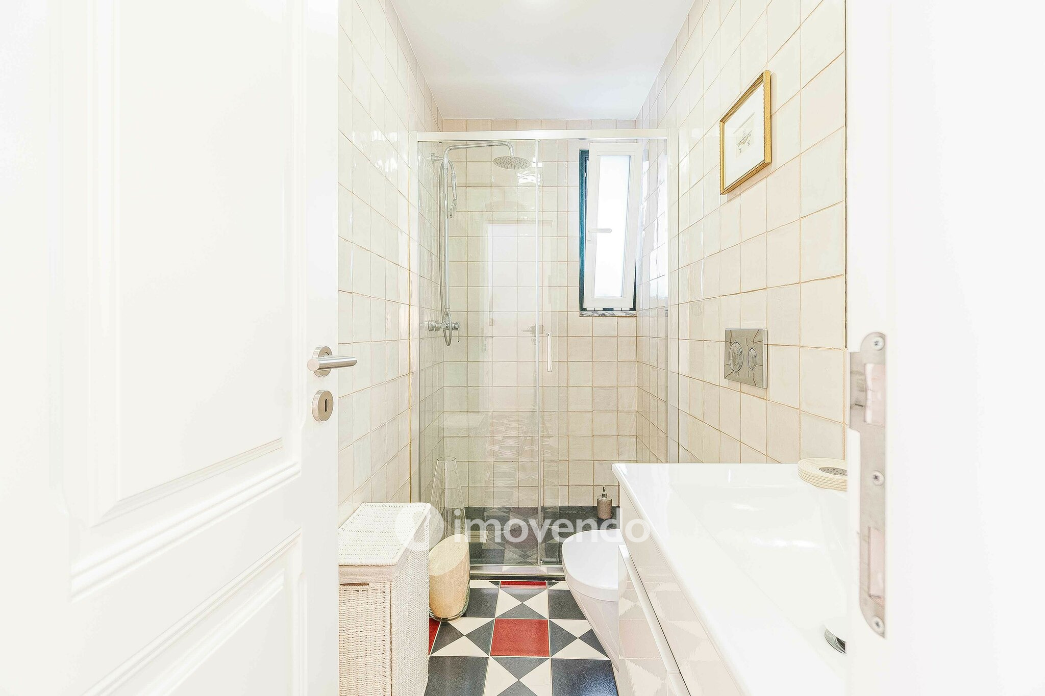 Apartamento T2 remodelado, no coração de Lisboa, em Alfama