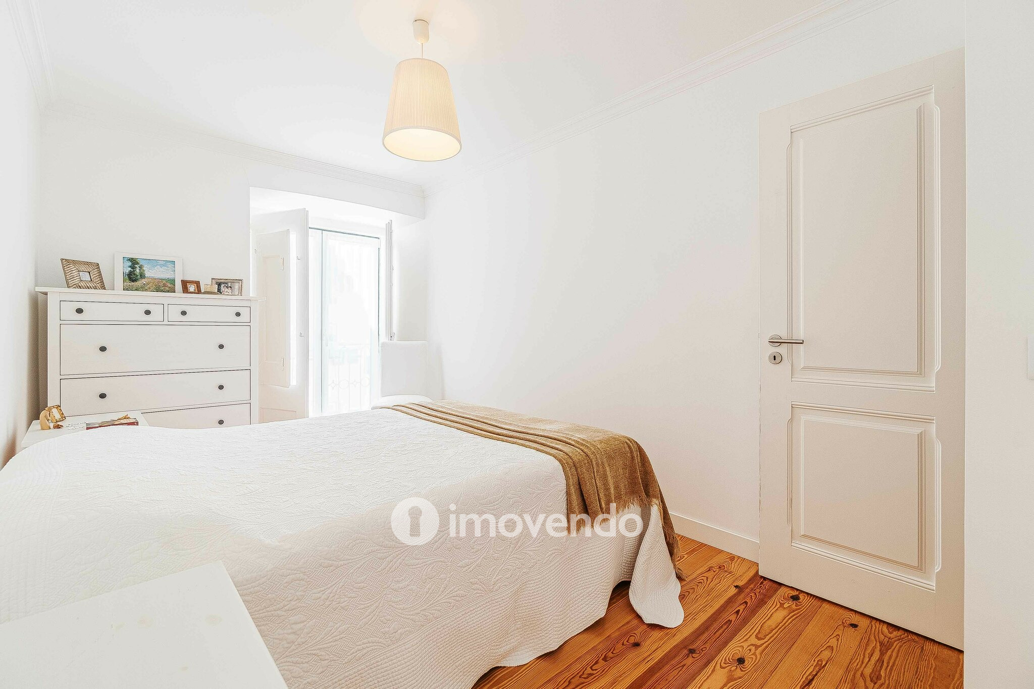Apartamento T2 remodelado, no coração de Lisboa, em Alfama