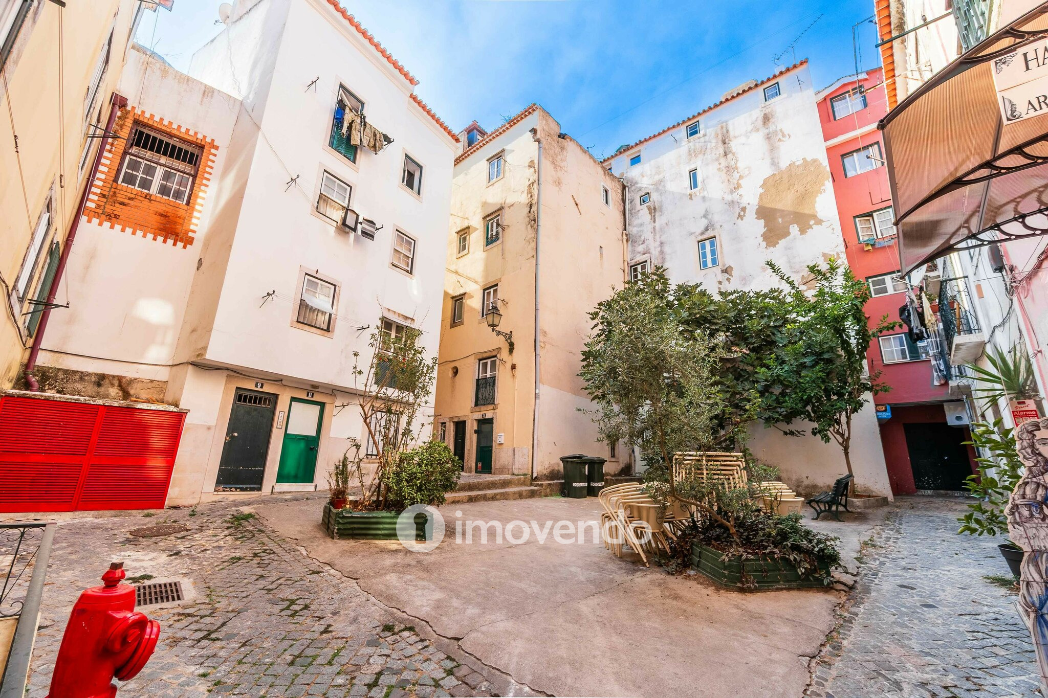 Apartamento T2 remodelado, no coração de Lisboa, em Alfama