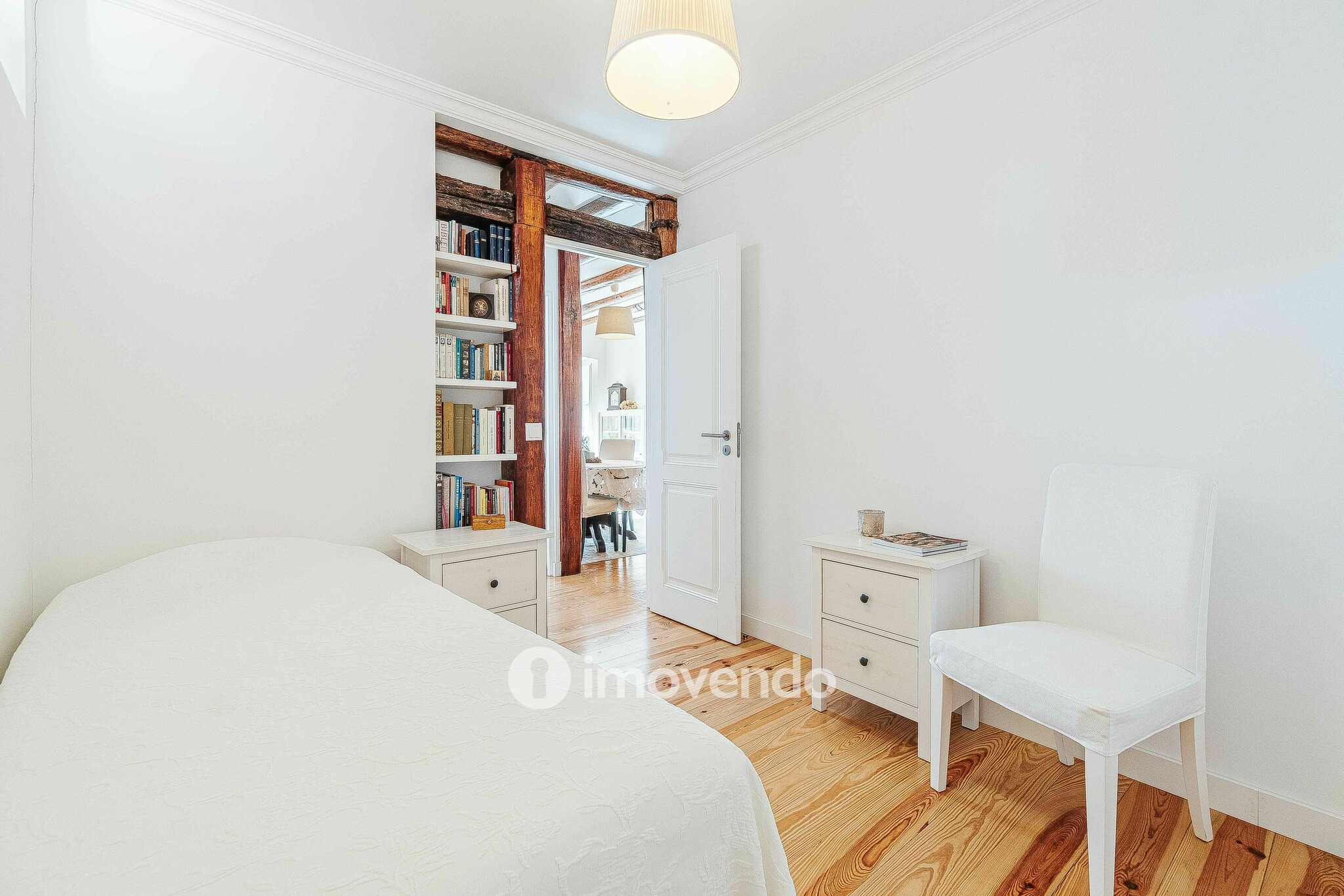 Apartamento T2 remodelado, no coração de Lisboa, em Alfama