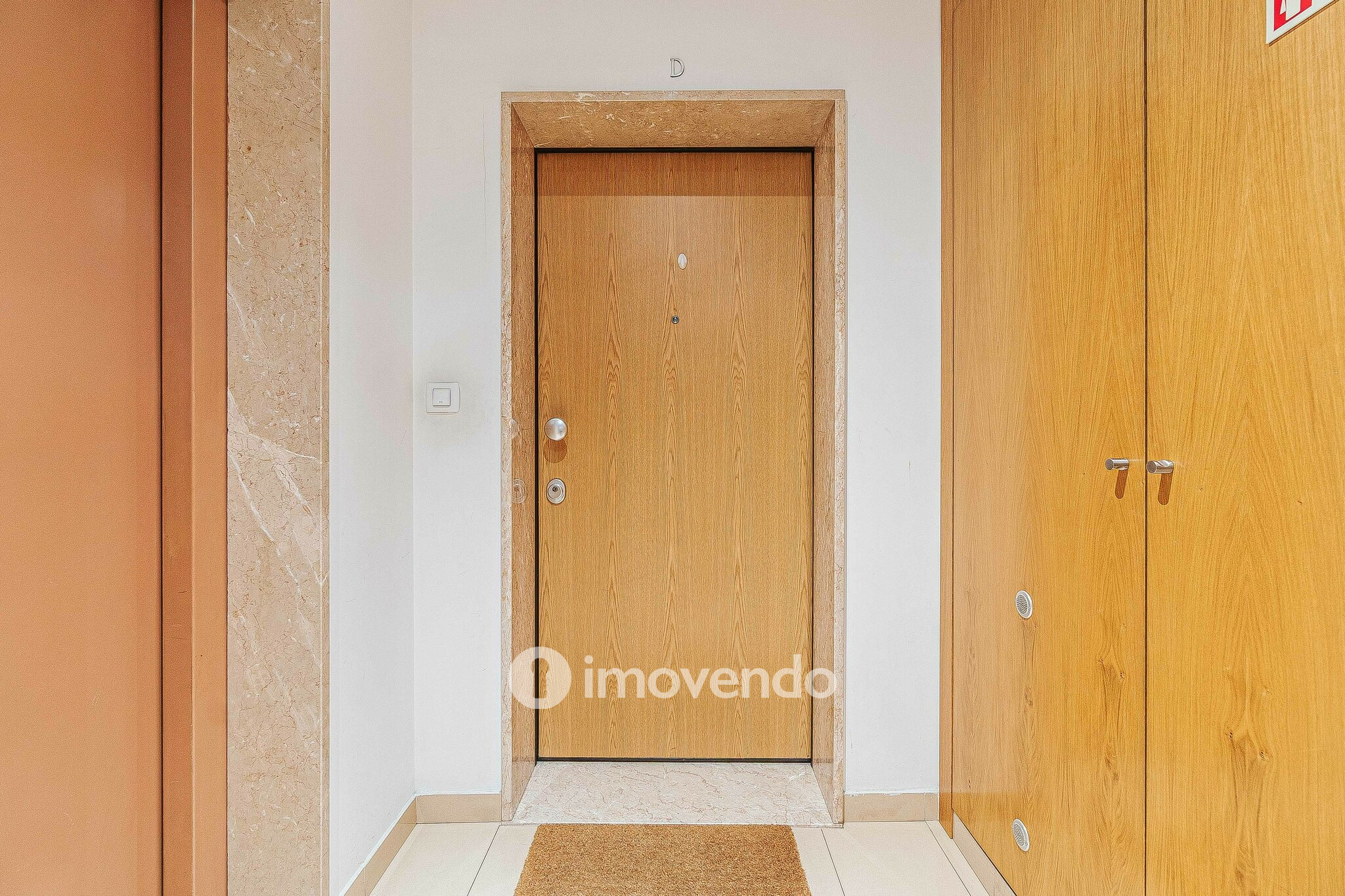 Apartamento T3 com estacionamento no Parque das Nações