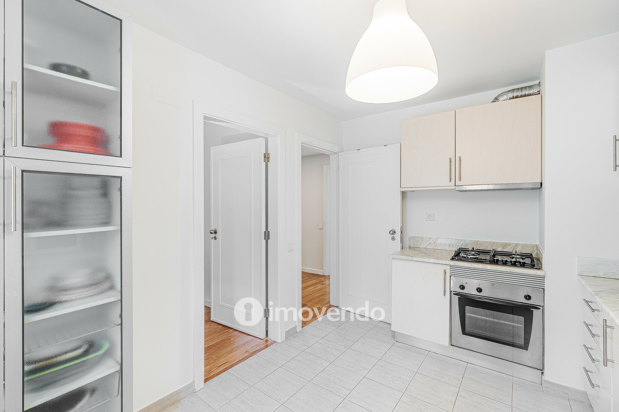 Apartamento T1 com estacionamento em Belém