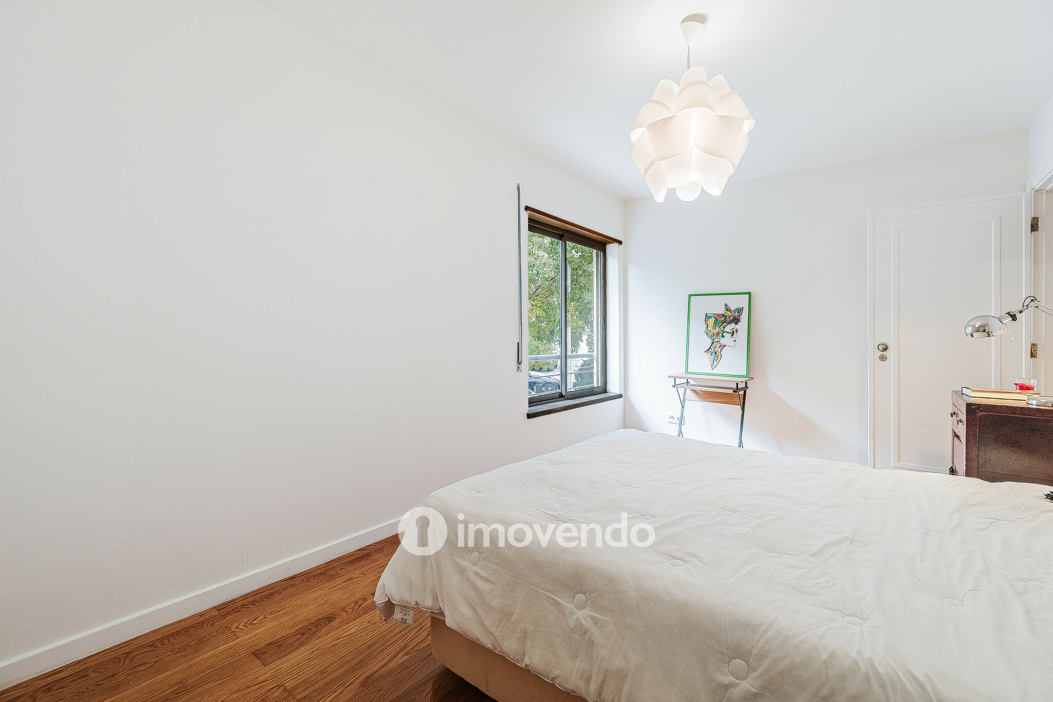 Apartamento T1 com estacionamento em Belém