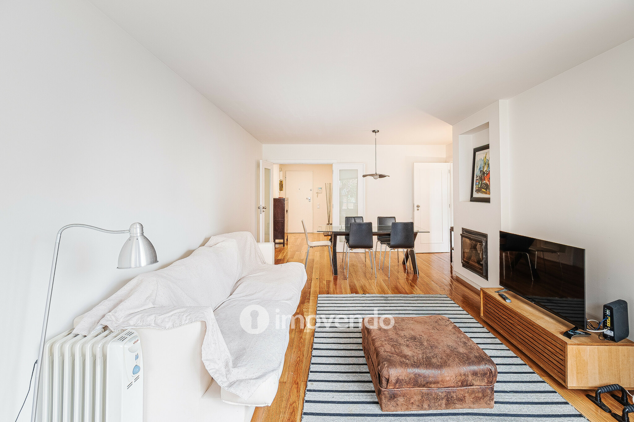 Apartamento T1 com estacionamento em Belém