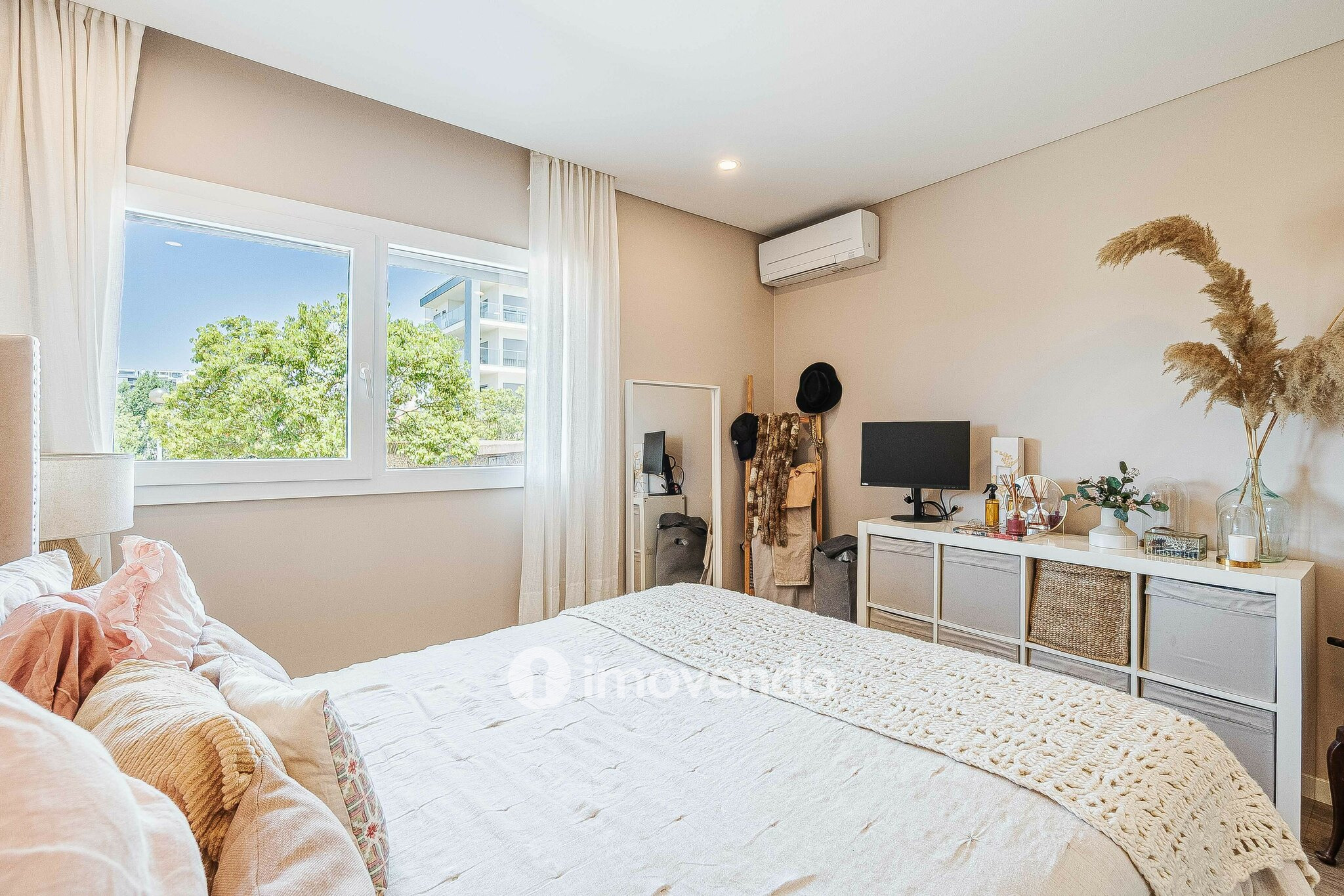Apartamento T2+1 moderno, próximo da praia, na Charneca da Caparica