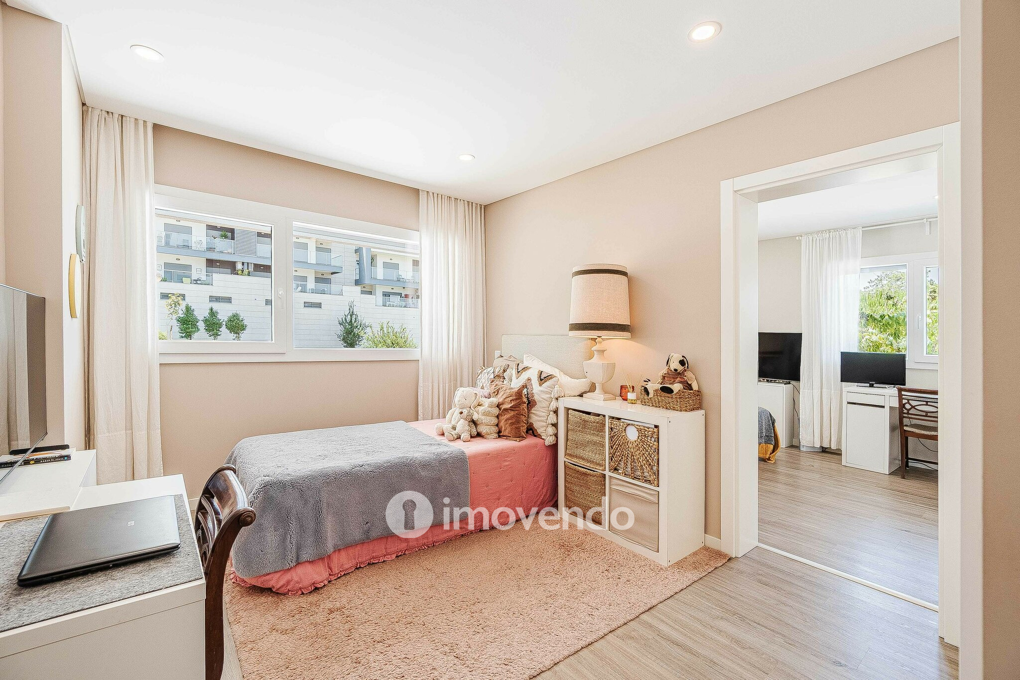 Apartamento T2+1 moderno, próximo da praia, na Charneca da Caparica