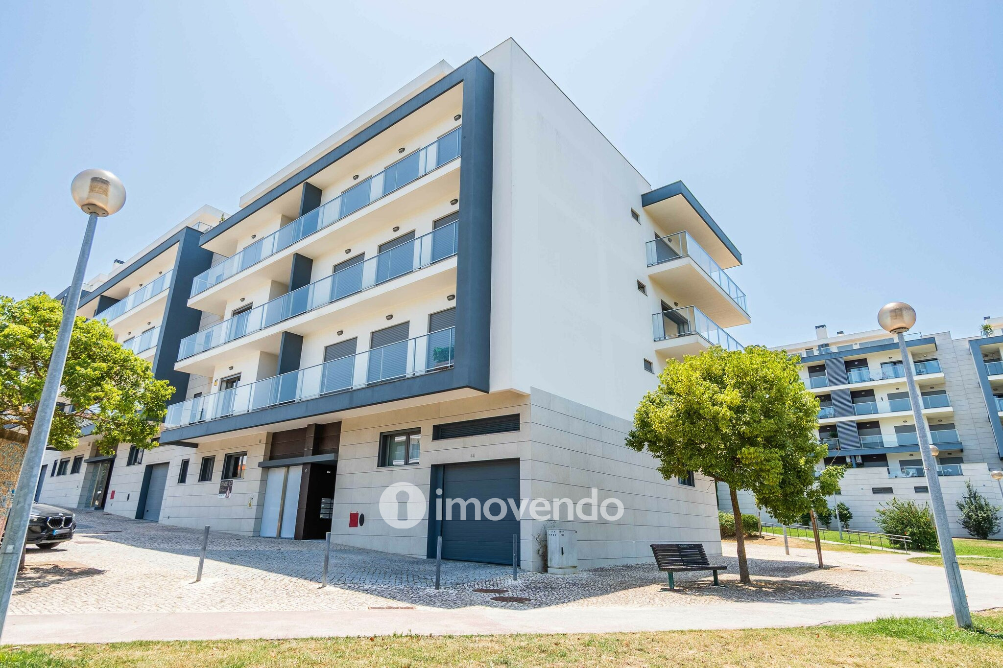 Apartamento T2+1 moderno, próximo da praia, na Charneca da Caparica