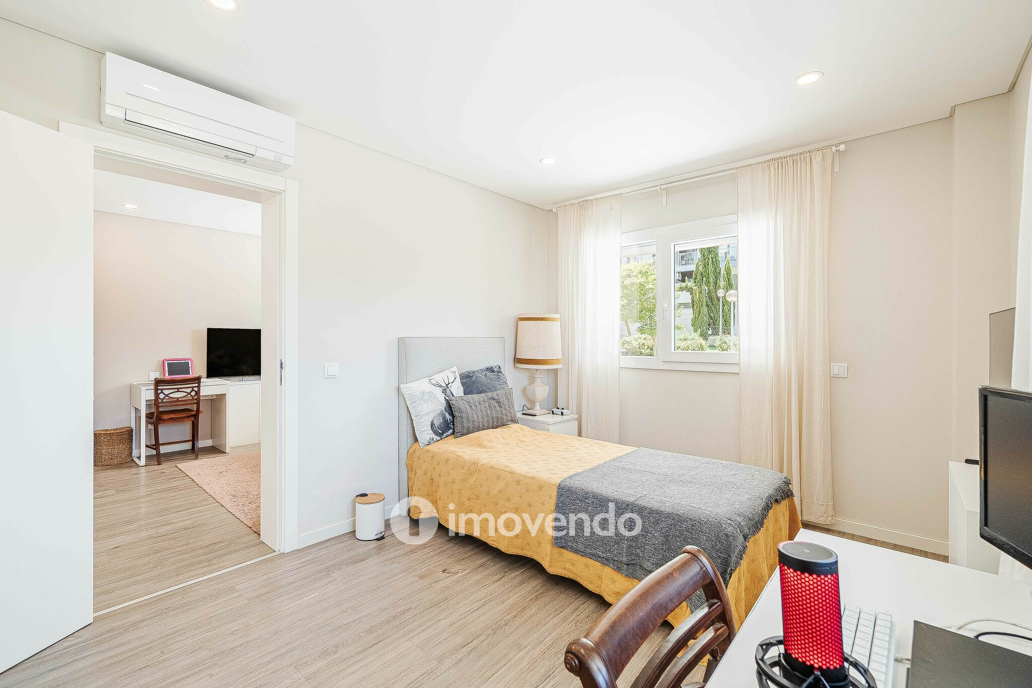 Apartamento T2+1 moderno, próximo da praia, na Charneca da Caparica