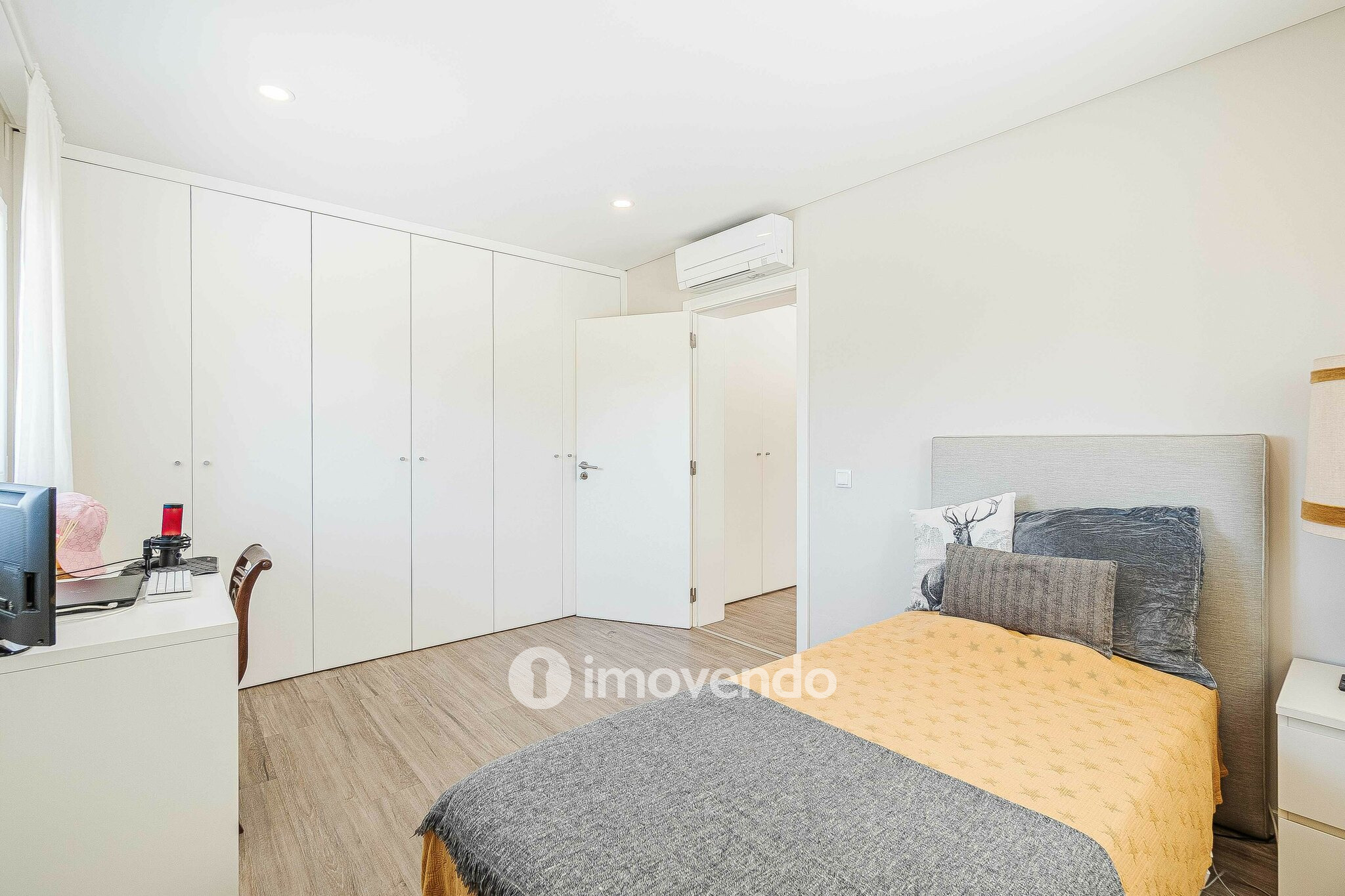 Apartamento T2+1 moderno, próximo da praia, na Charneca da Caparica