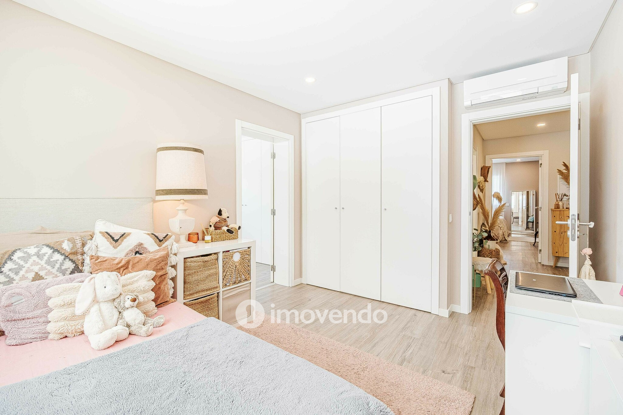 Apartamento T2+1 moderno, próximo da praia, na Charneca da Caparica