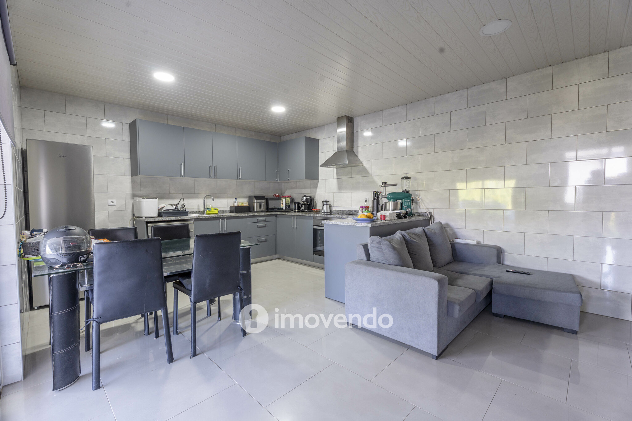 Moradia isolada T4, com terreno de 1.464m², no Travassô, Aveiro