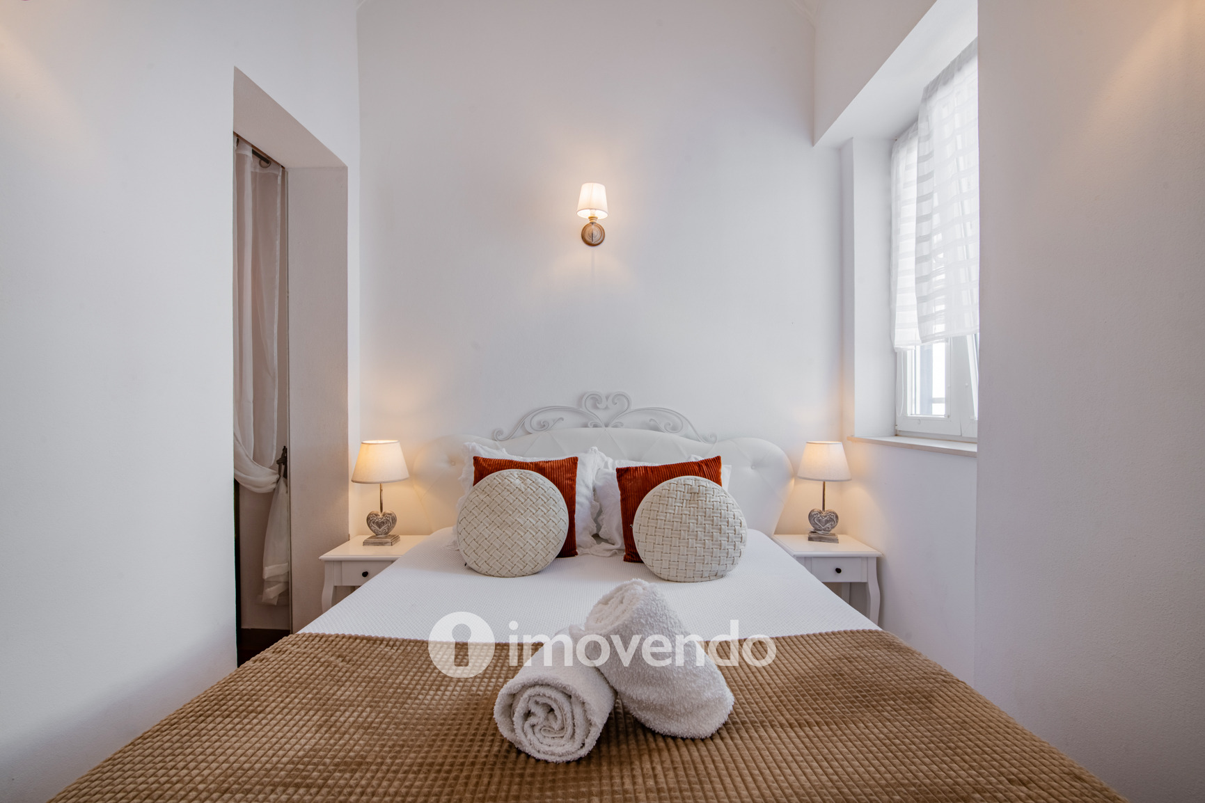 Moradia T1 remodelada, com licença AL ativa, em Olhão
