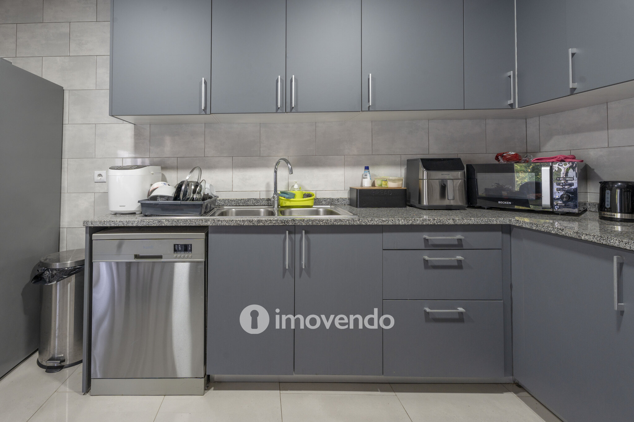 Moradia isolada T4, com terreno de 1.464m², no Travassô, Aveiro