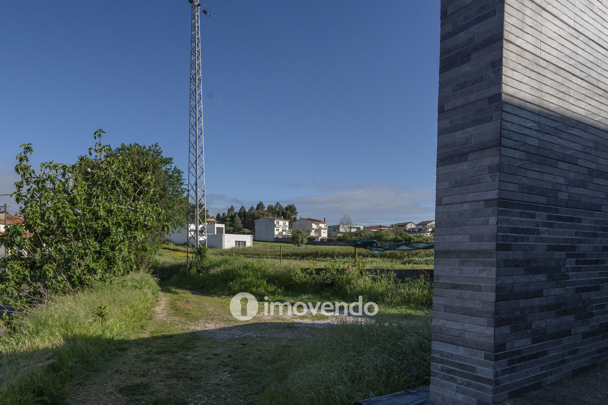 Moradia isolada T4, com terreno de 1.464m², no Travassô, Aveiro