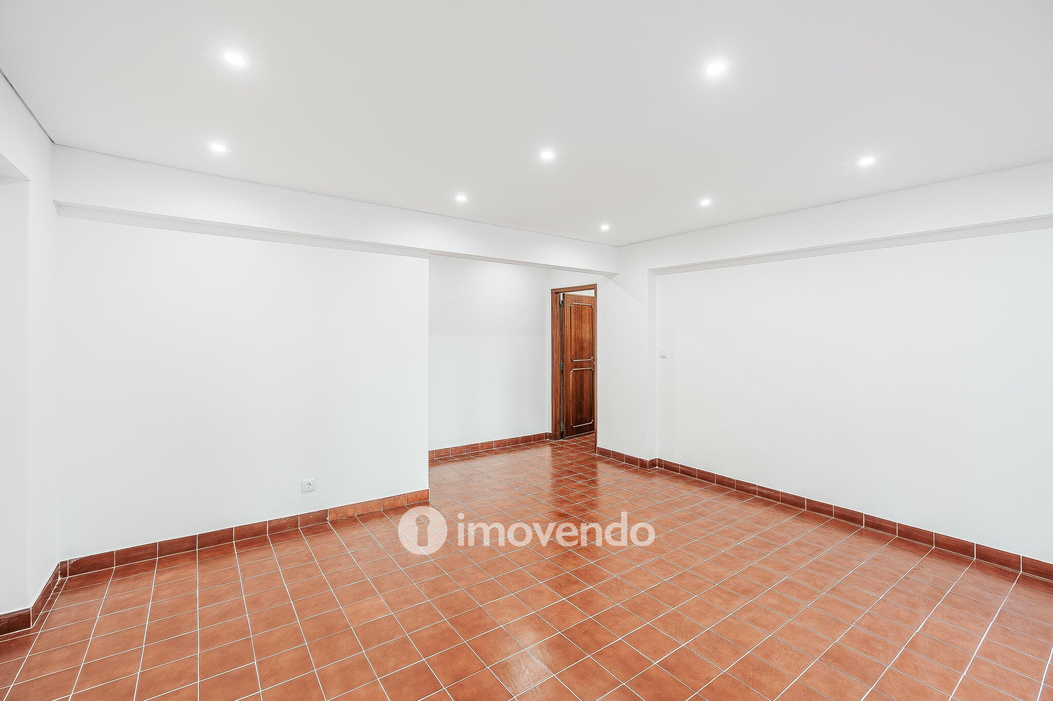 Apartamento T3 pronto a habitar, próximo da praia, em Alcabideche