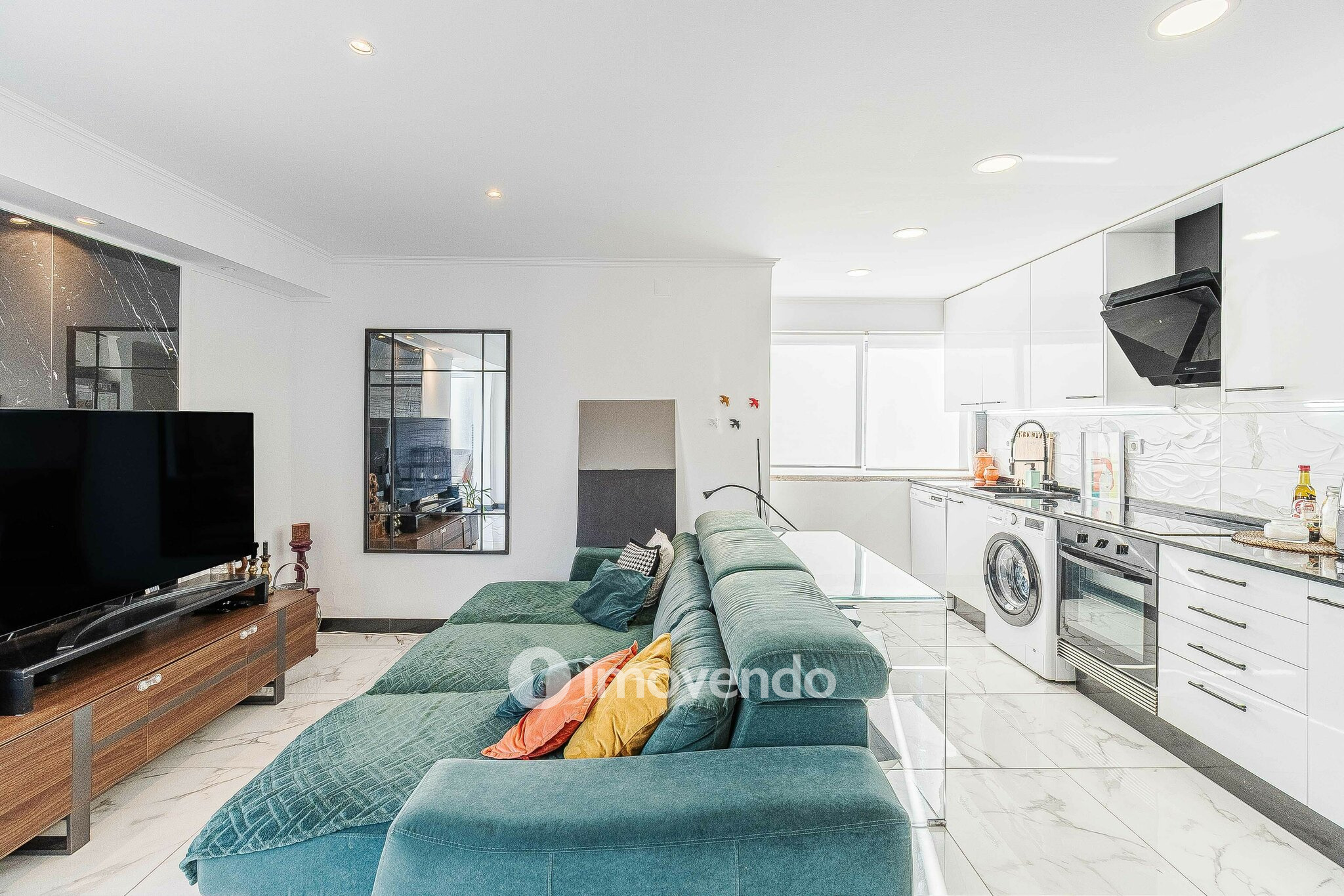 Apartamento T3 totalmente remodelado, com garagem, em Mem Martins