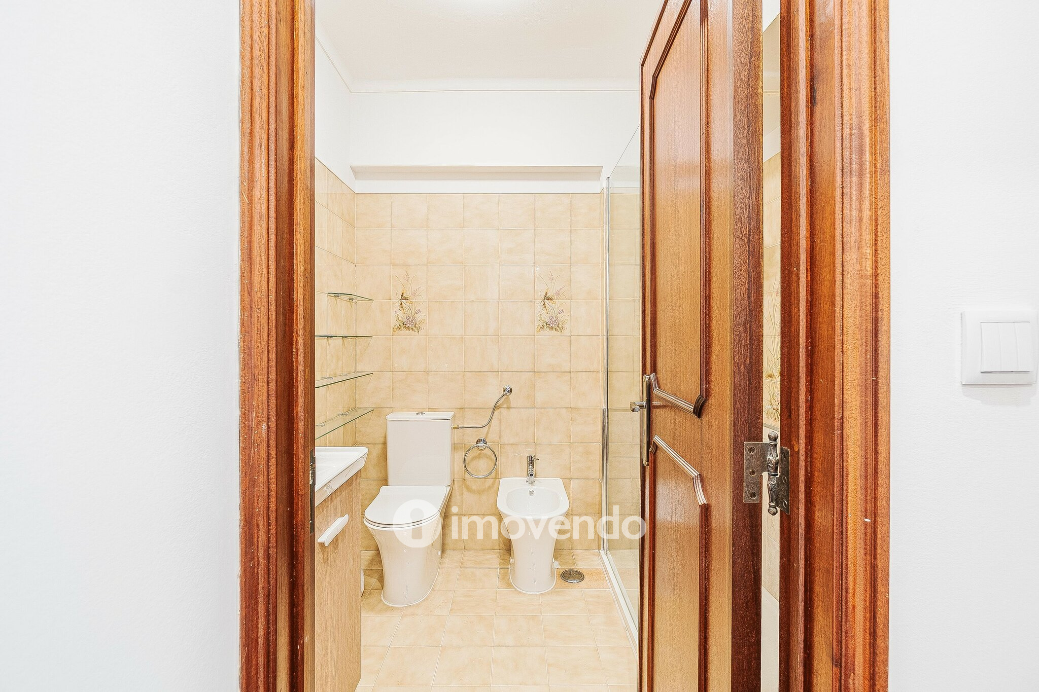 Apartamento T3 pronto a habitar, próximo da praia, em Alcabideche