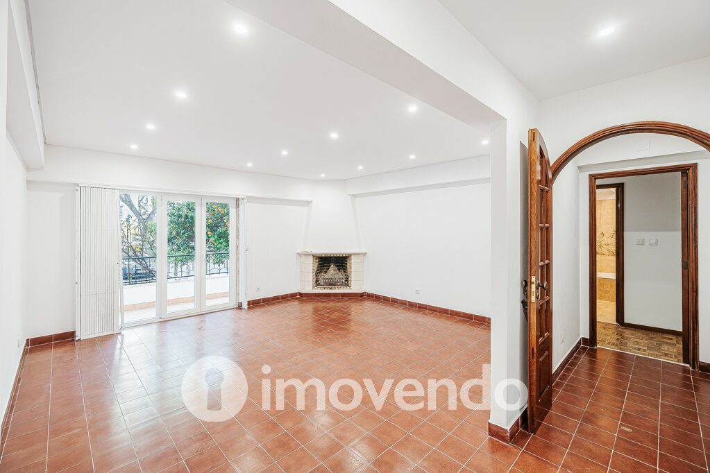 Apartamento T3 em Cascais, Lisboa com 115 m<sup>2</sup> por 395.000
