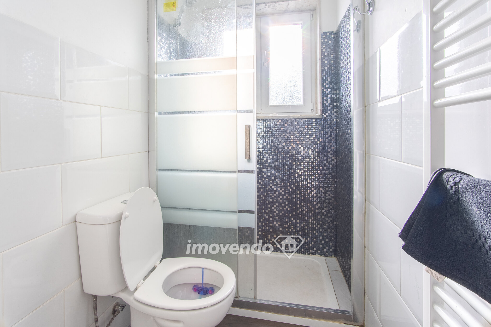 Moradia isolada T4, com piscina, quintal e vistas Rio, em Gondomar