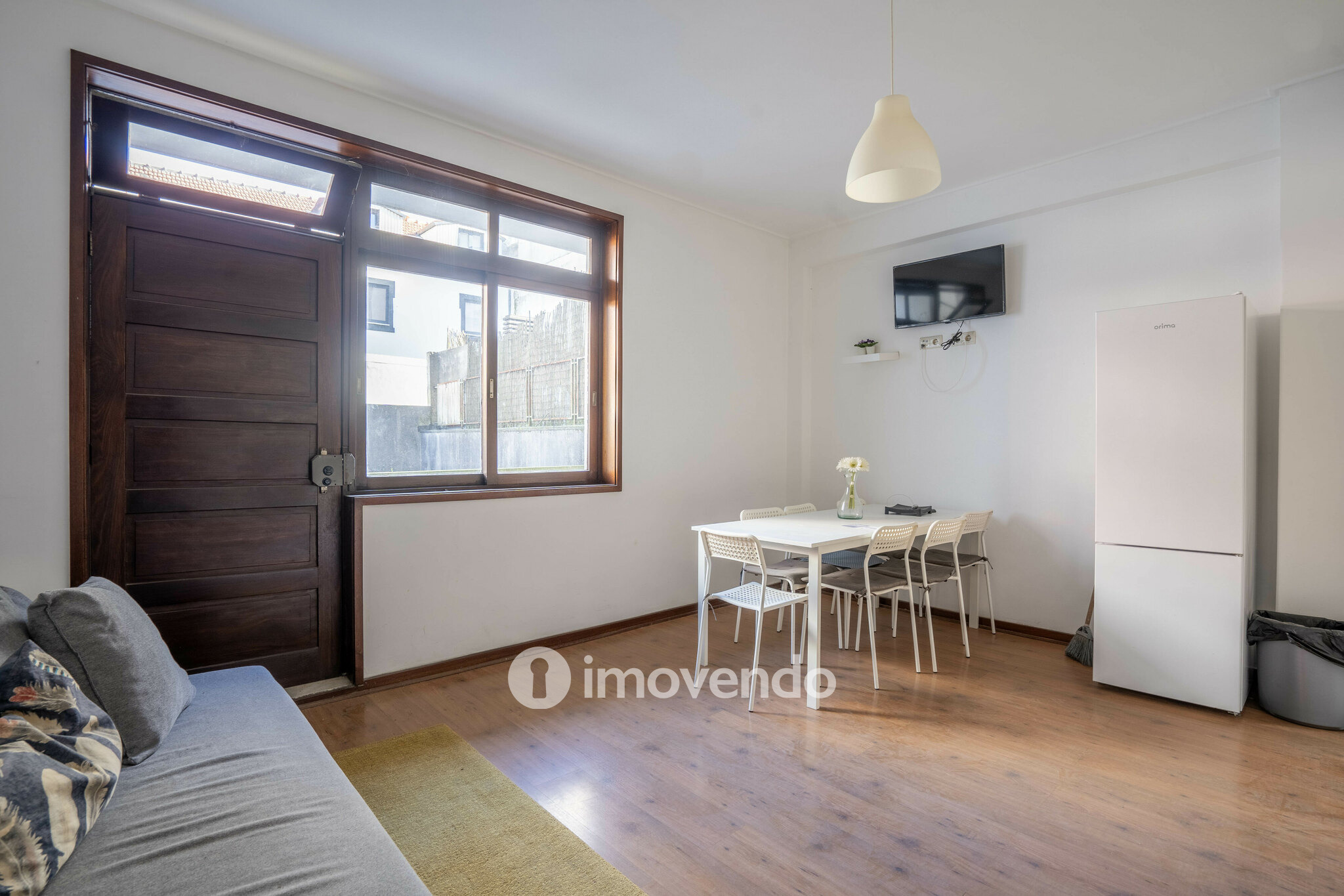 Apartamento T4, com varanda e terraço, em Paranhos, no Porto